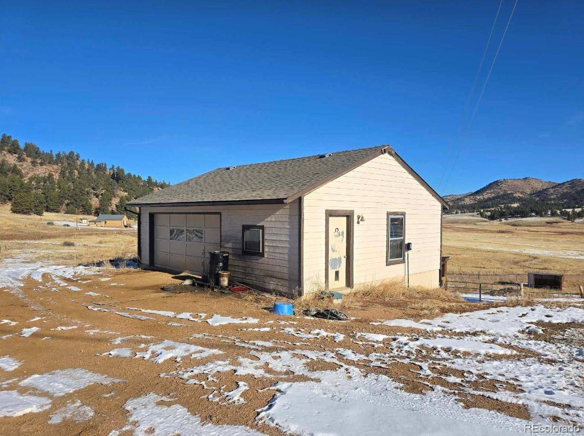 Florissant, CO 80816,5878 Lakemoor DR