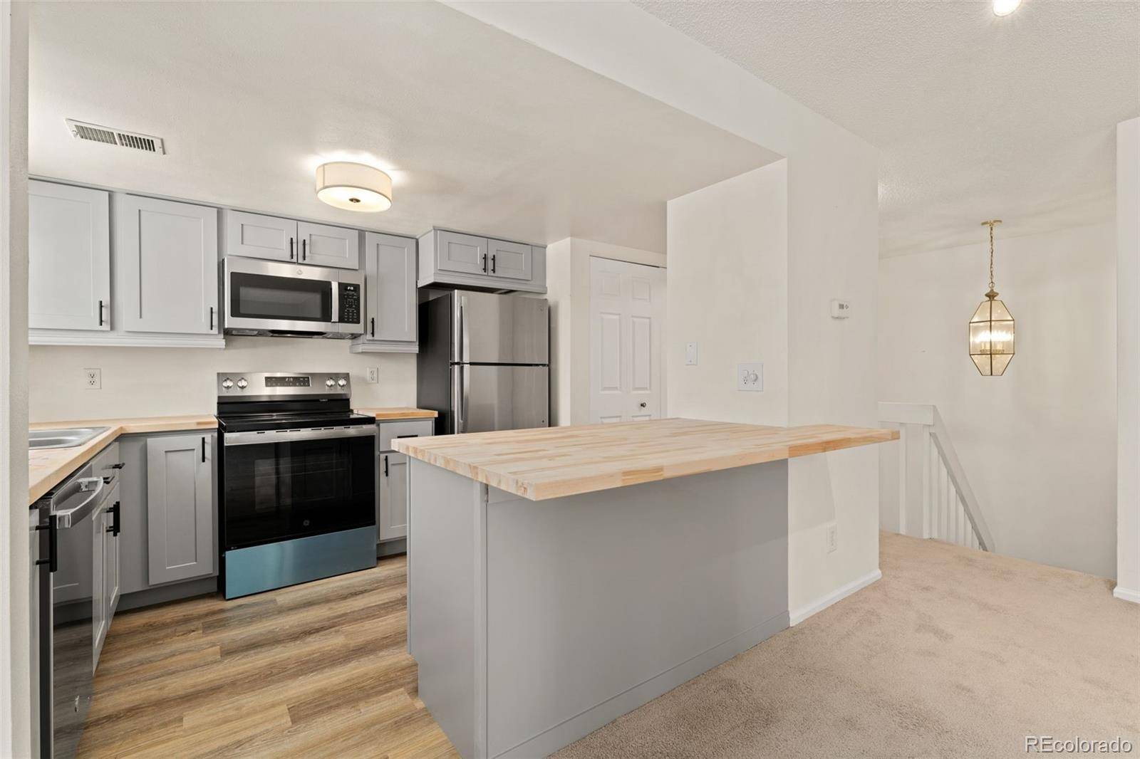 Aurora, CO 80014,12573 E Pacific CIR #C