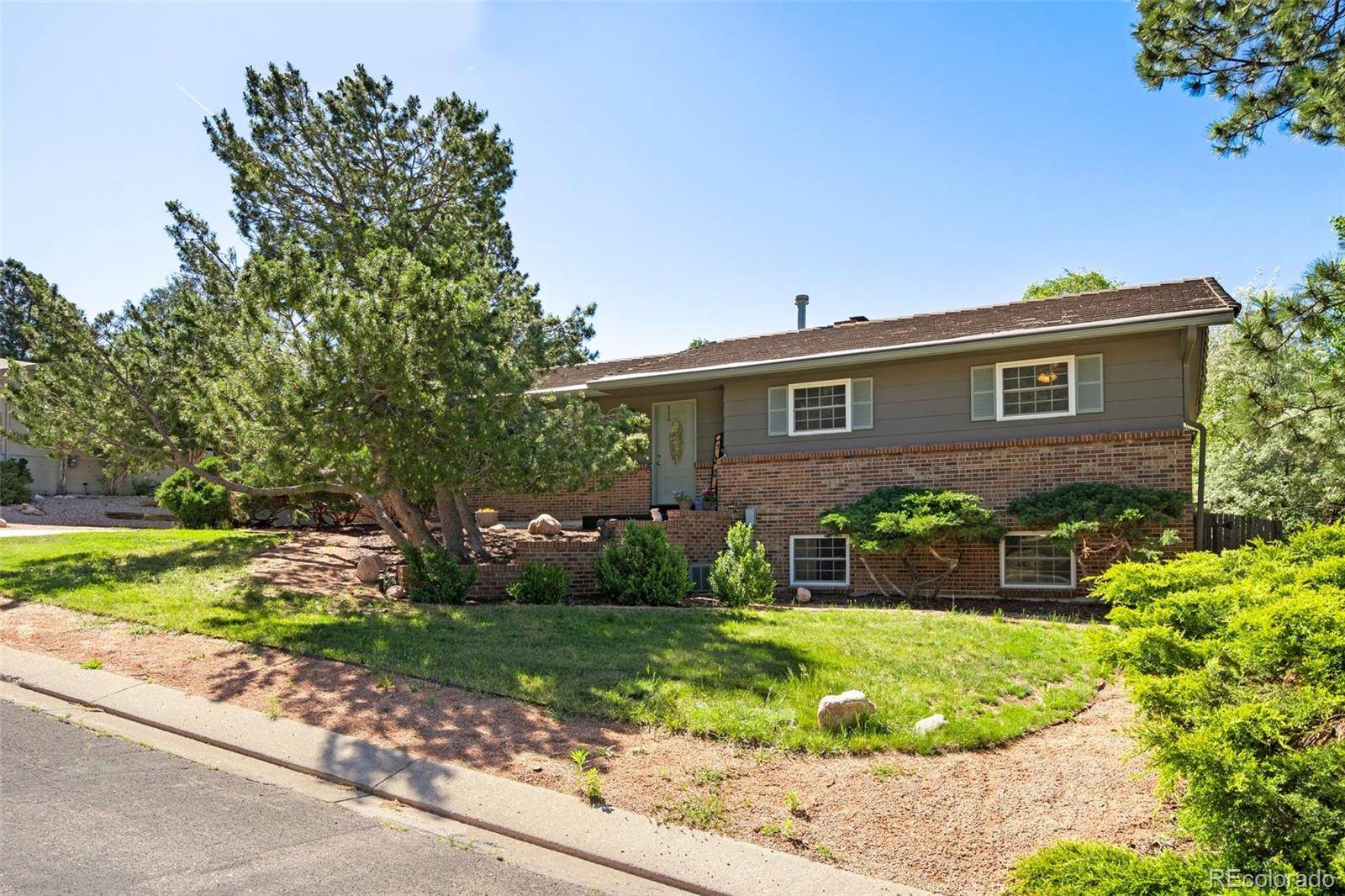 Colorado Springs, CO 80919,45 Gold Coin CT