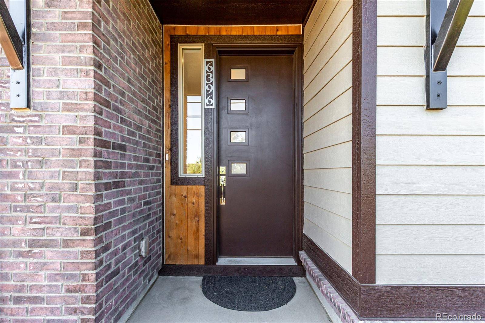 Arvada, CO 80004,6396 Nelson CT