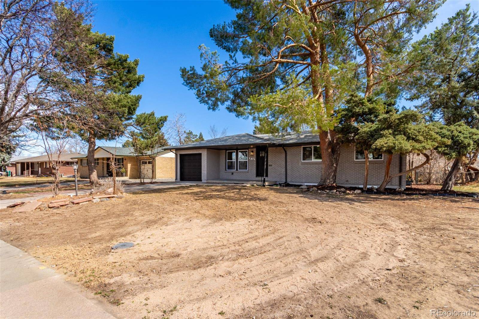 Aurora, CO 80011,416 Troy ST