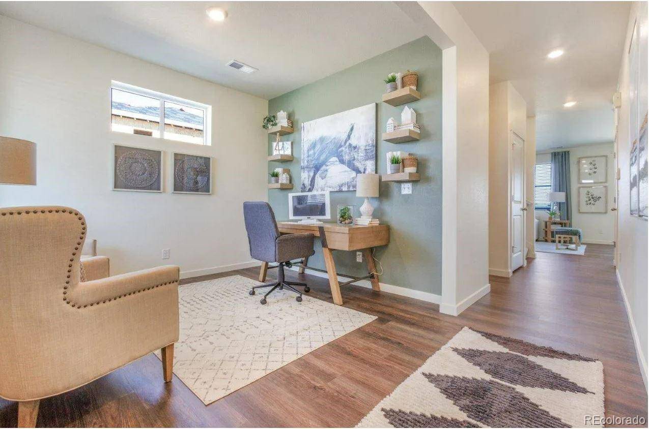 Mead, CO 80504,4204 Sandstone DR
