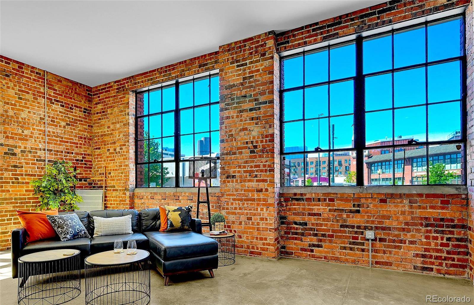 Denver, CO 80205,2500 Walnut ST #102