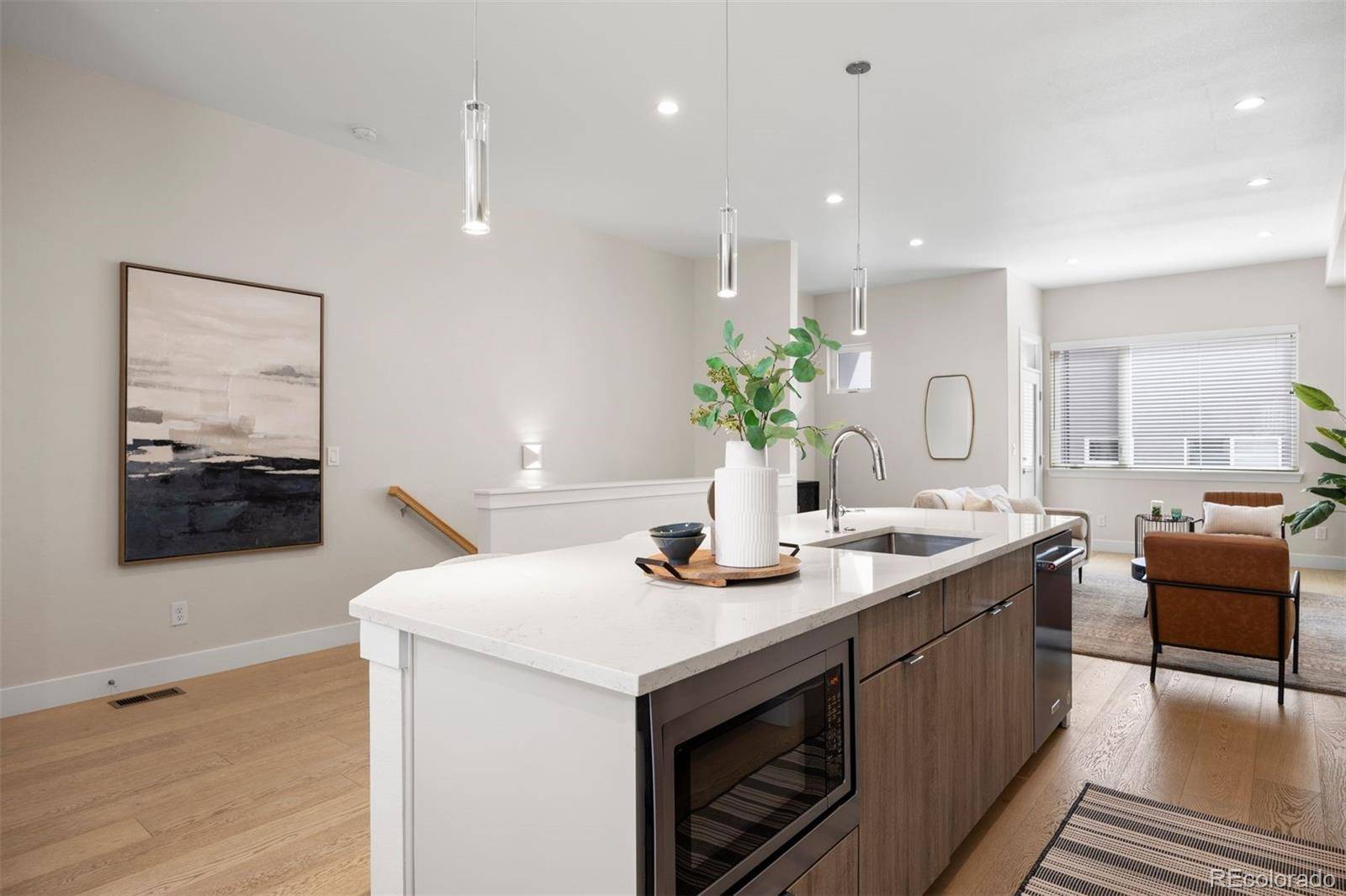 Denver, CO 80204,1256 Xavier ST