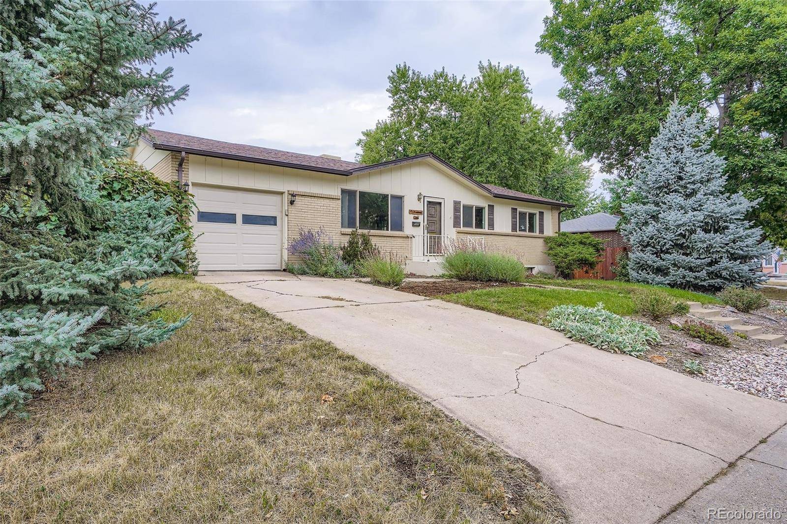 Lakewood, CO 80228,599 S Swadley ST