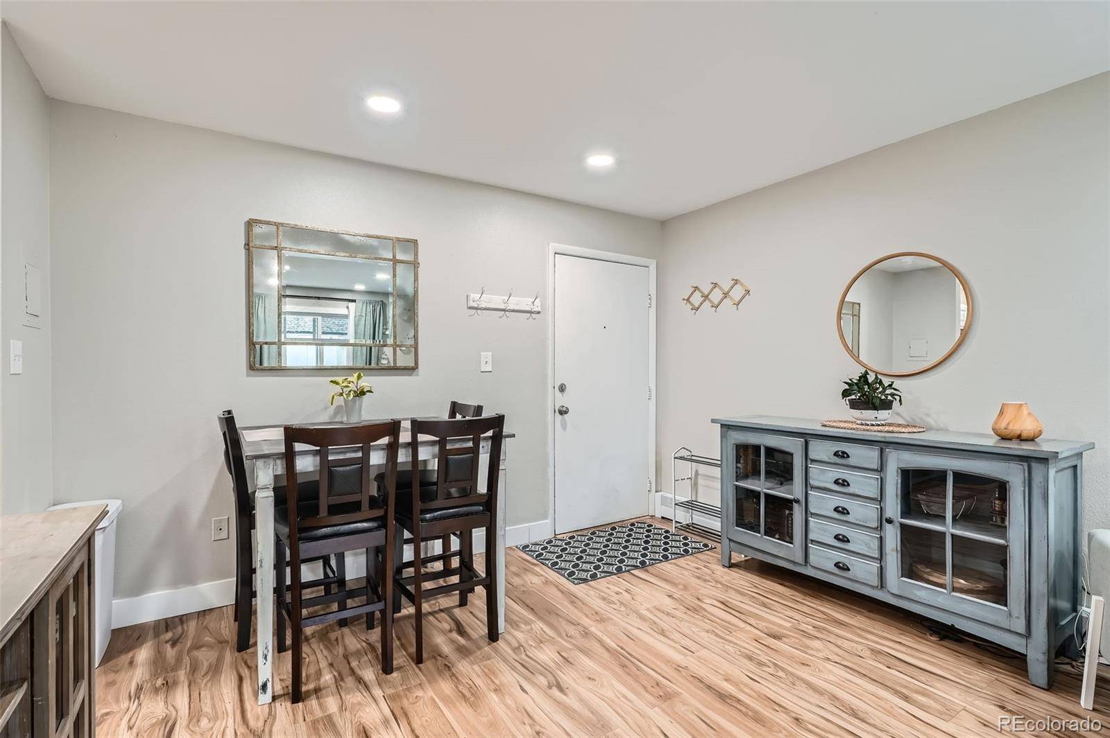 Denver, CO 80222,5995 E Iliff AVE #120