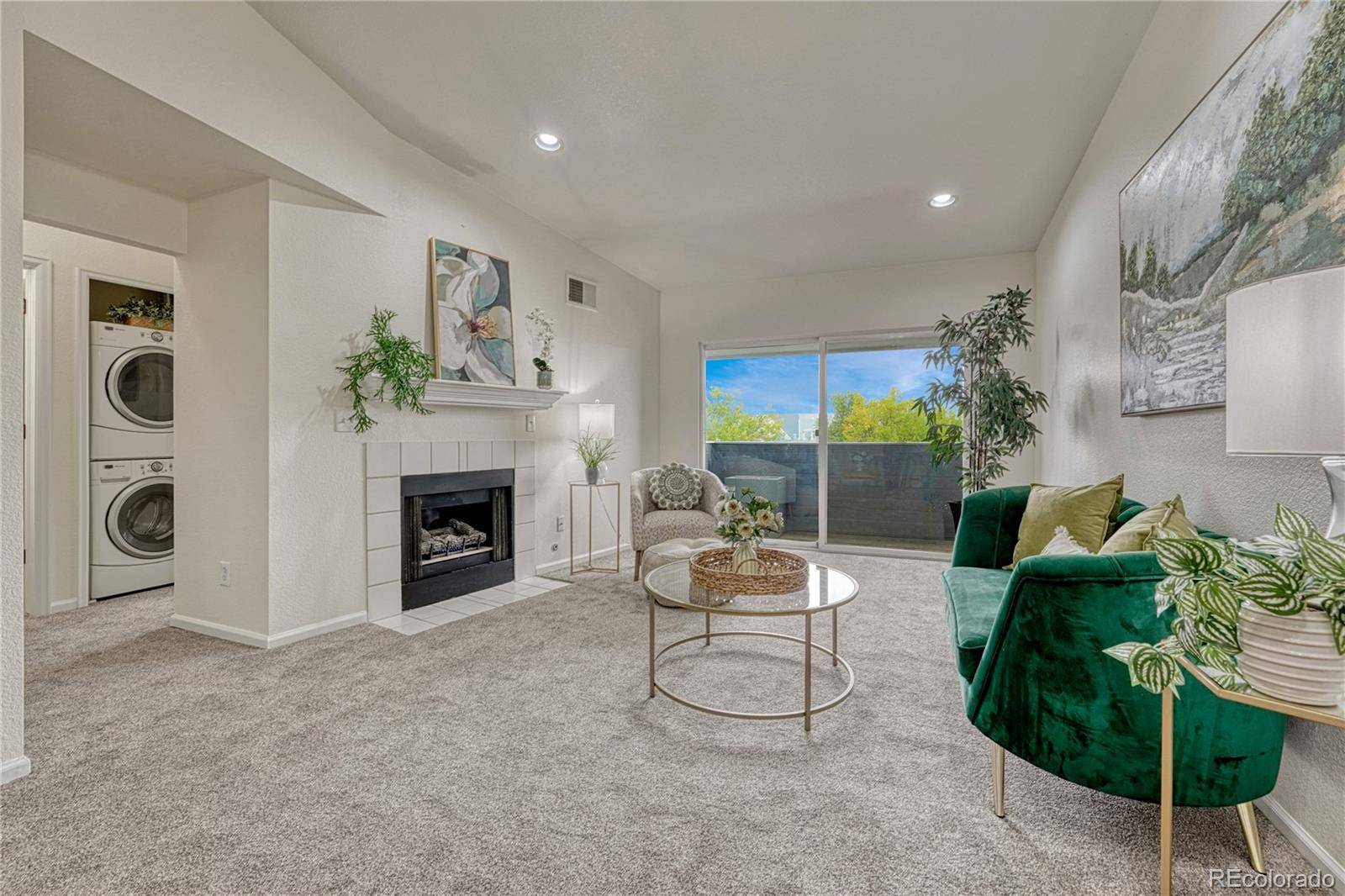 Aurora, CO 80017,427 S Memphis WAY #300