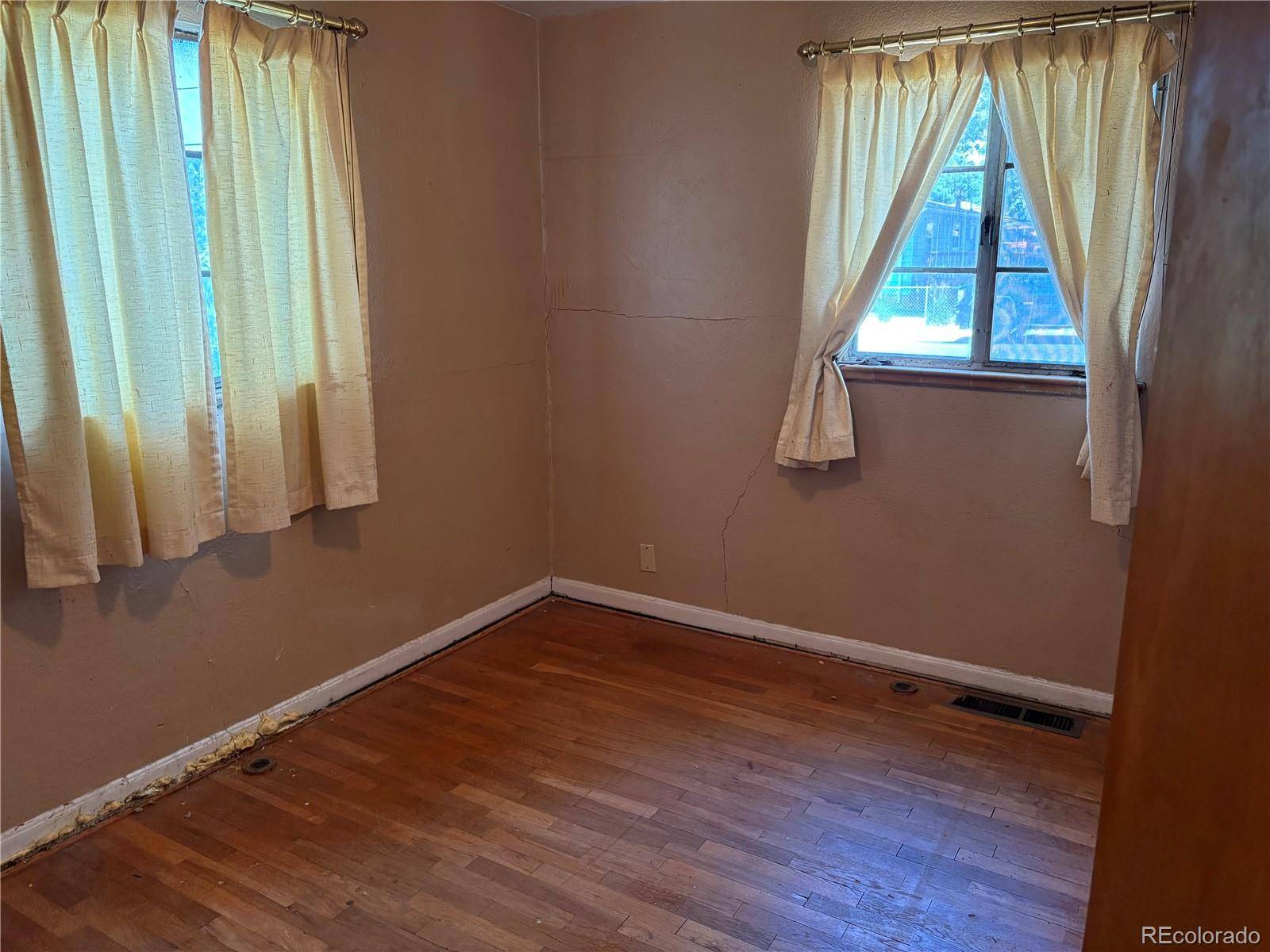Denver, CO 80221,5515 Zuni ST