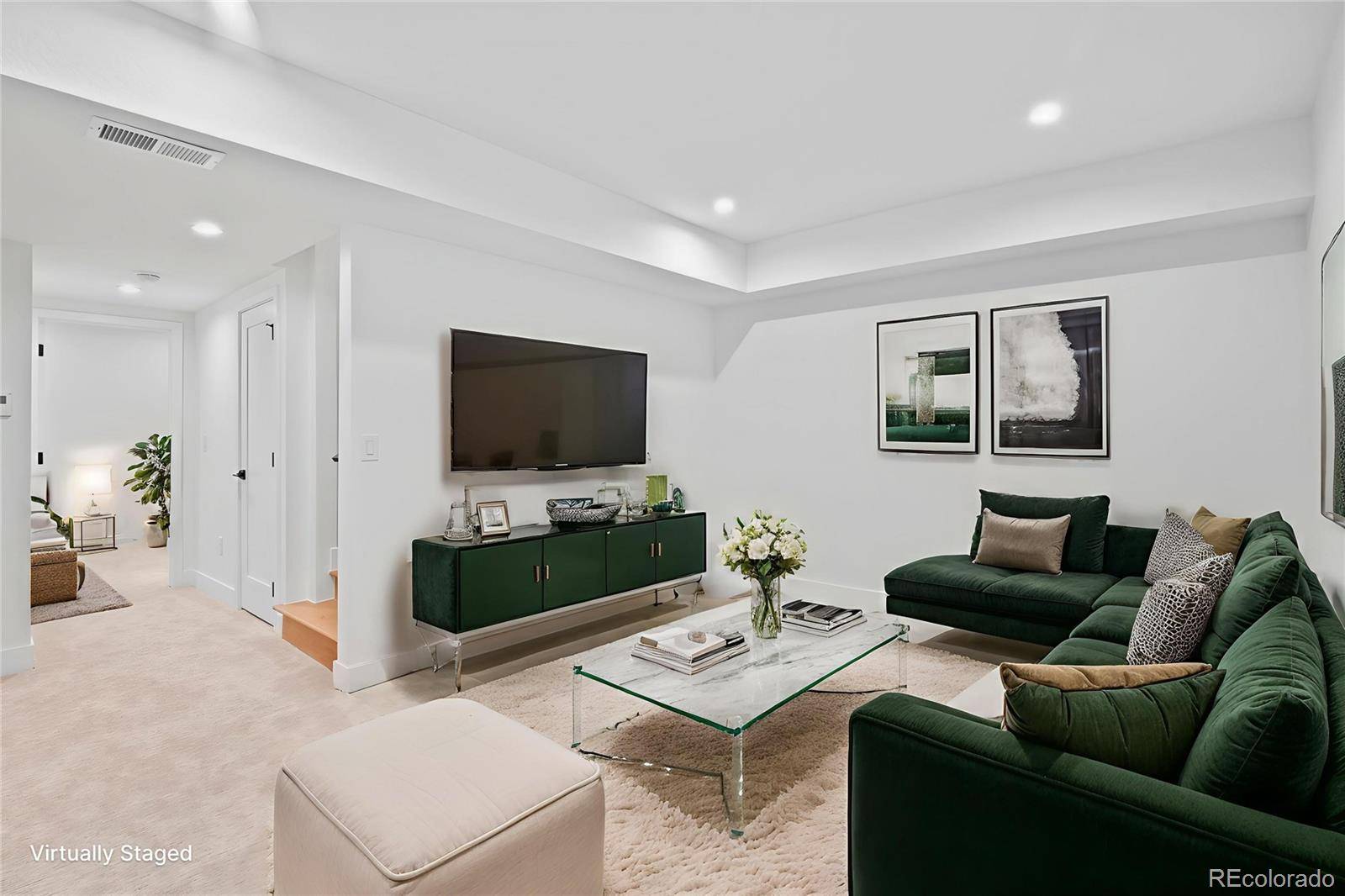 Denver, CO 80205,2453 Lawrence ST #1