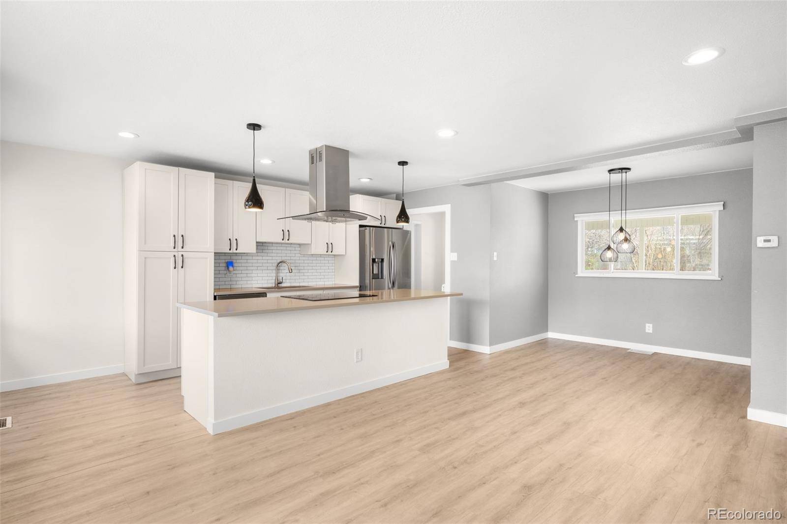 Denver, CO 80222,5272 E Dartmouth AVE