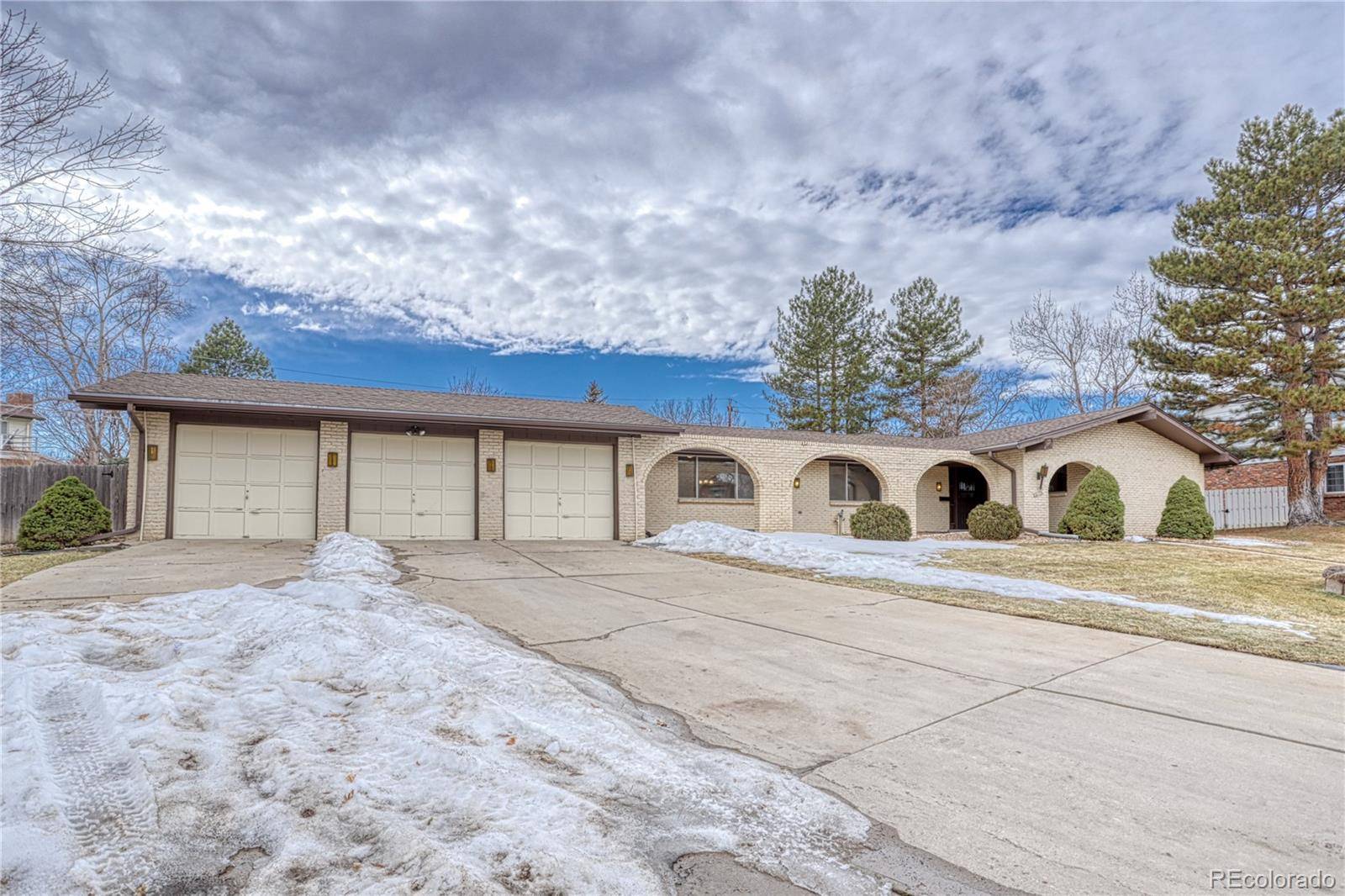 Littleton, CO 80128,6174 W Rowland PL