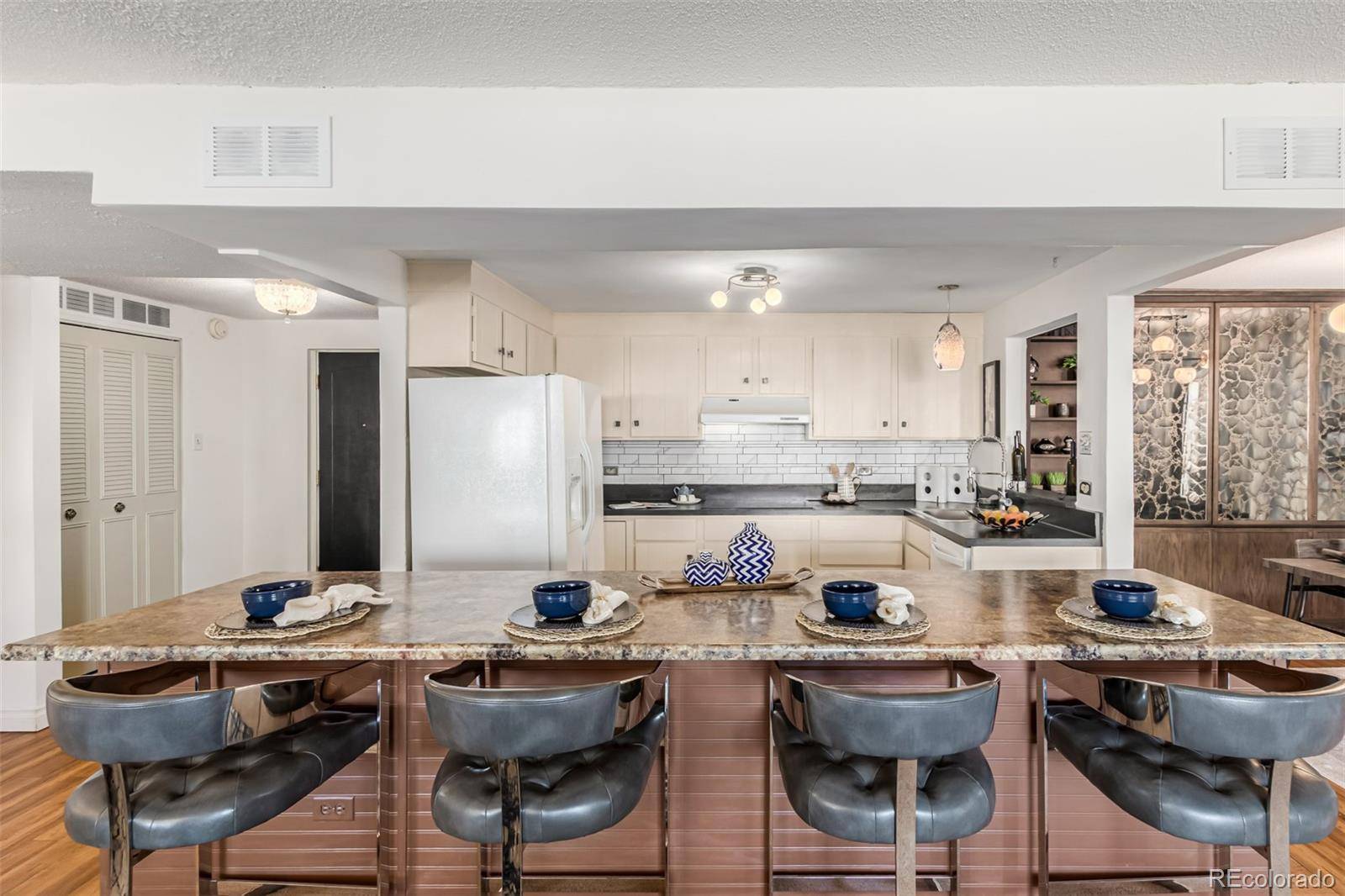 Denver, CO 80209,3131 E Alameda AVE #2002