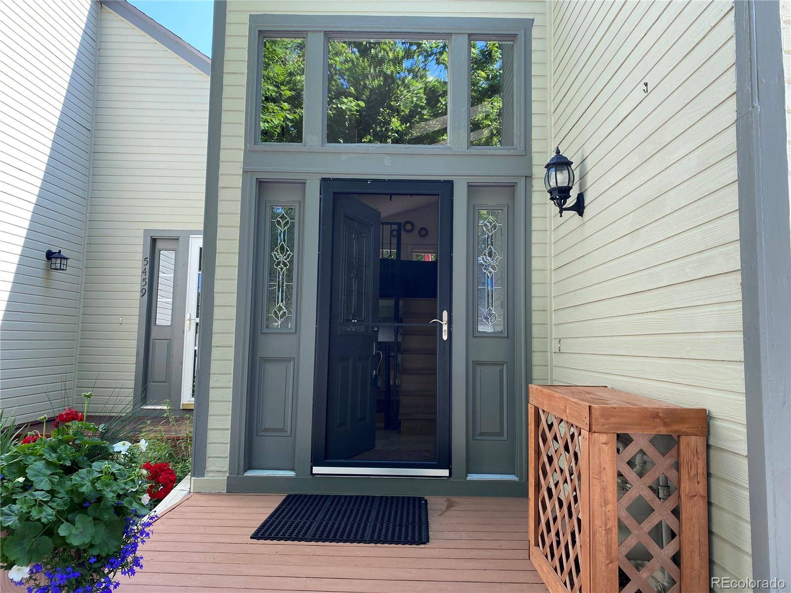 Centennial, CO 80121,5479 E Weaver AVE