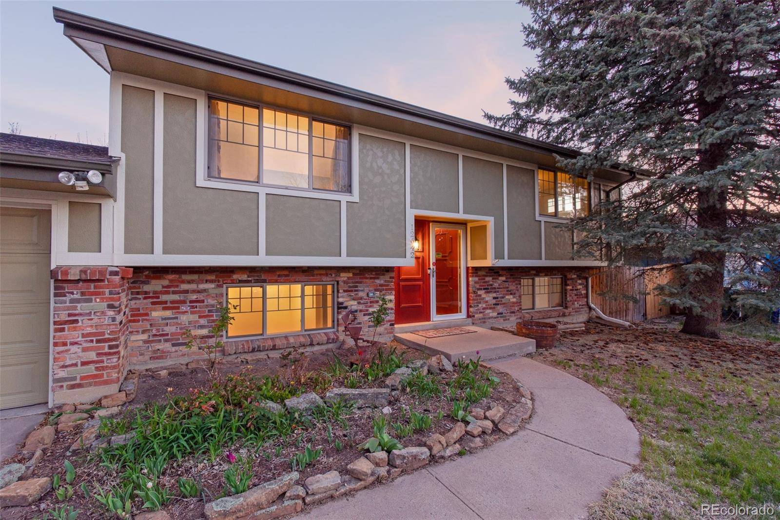 Aurora, CO 80012,12642 E Ohio AVE