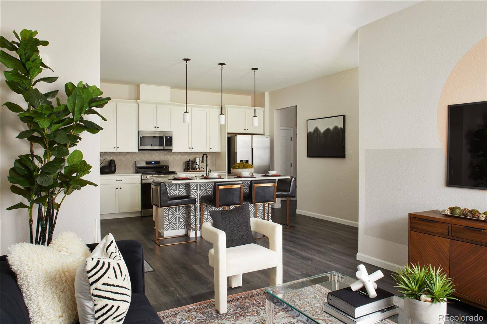 Denver, CO 80249,6153 N Ceylon ST #305