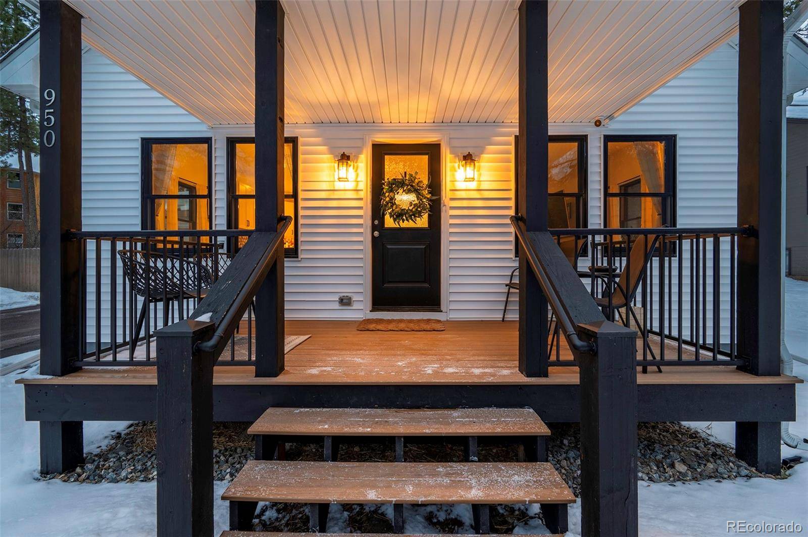 Larkspur, CO 80118,950 Tenderfoot DR