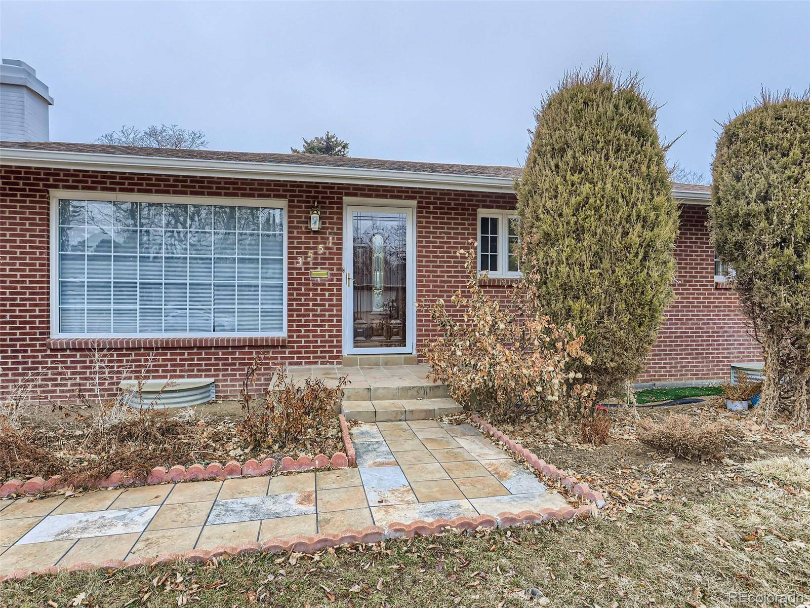 Denver, CO 80237,3551 S Grape ST