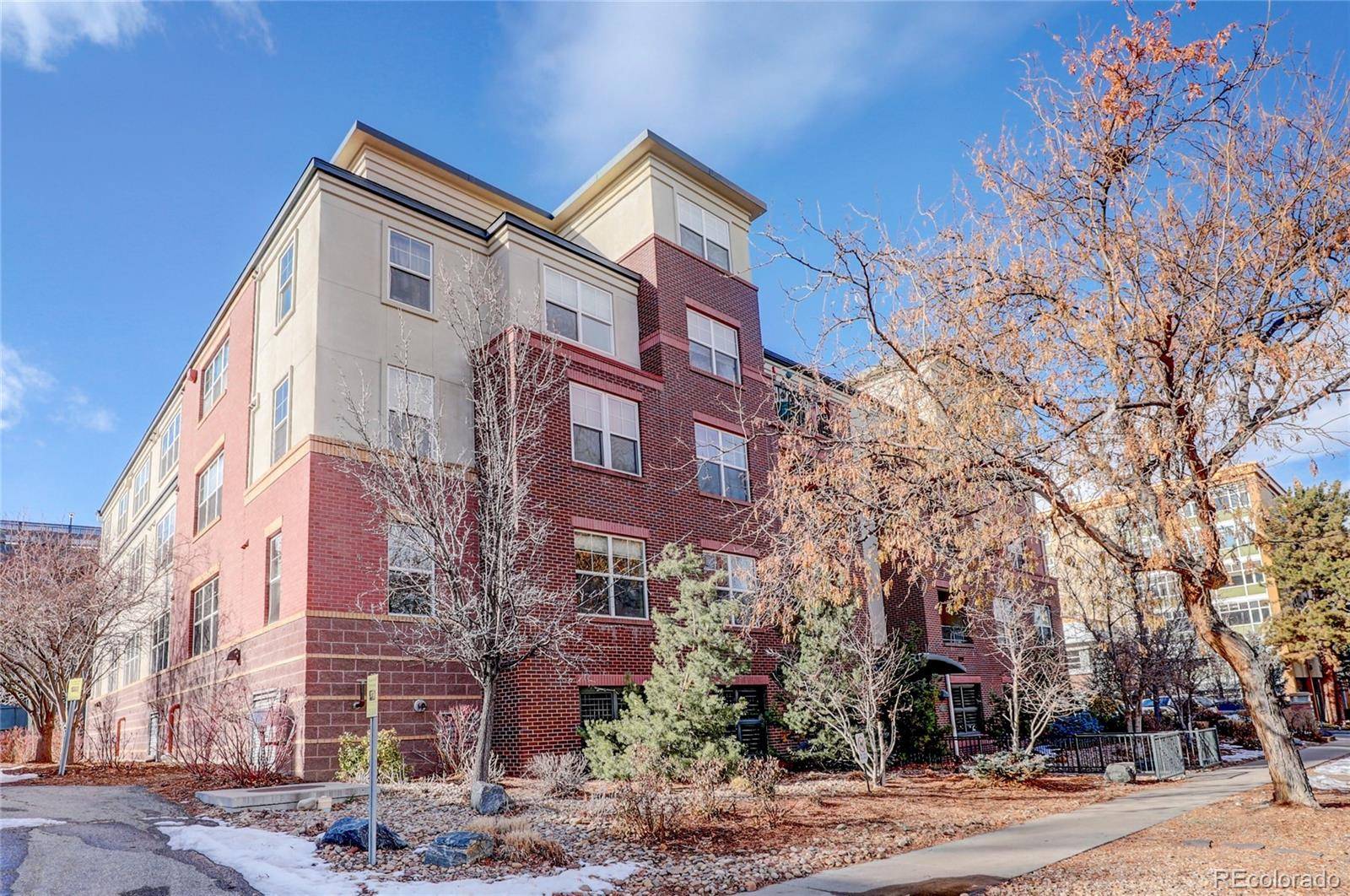 Denver, CO 80206,1623 Saint Paul ST #204