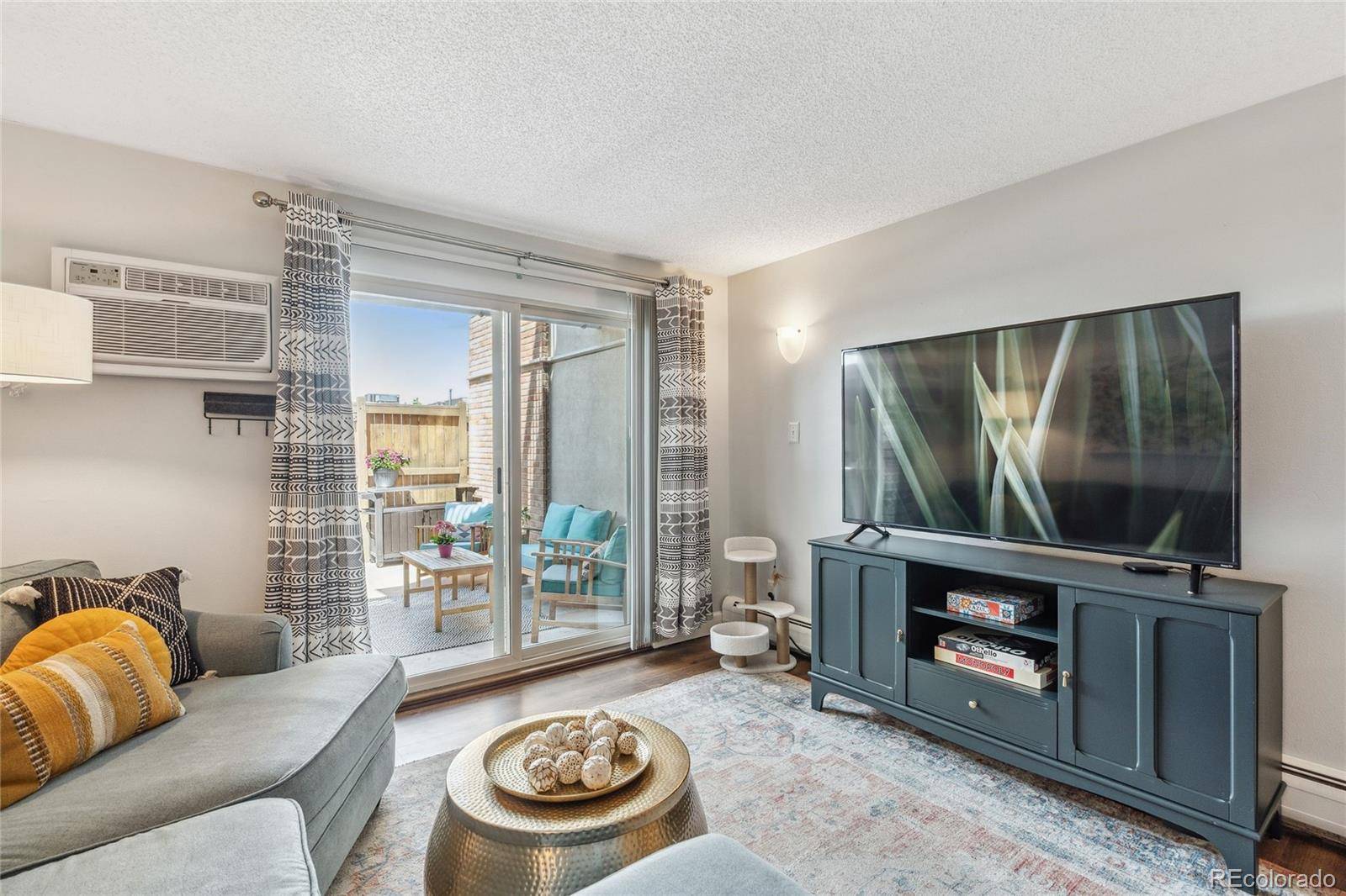 Denver, CO 80222,2835 S Monaco Pkwy #1-103