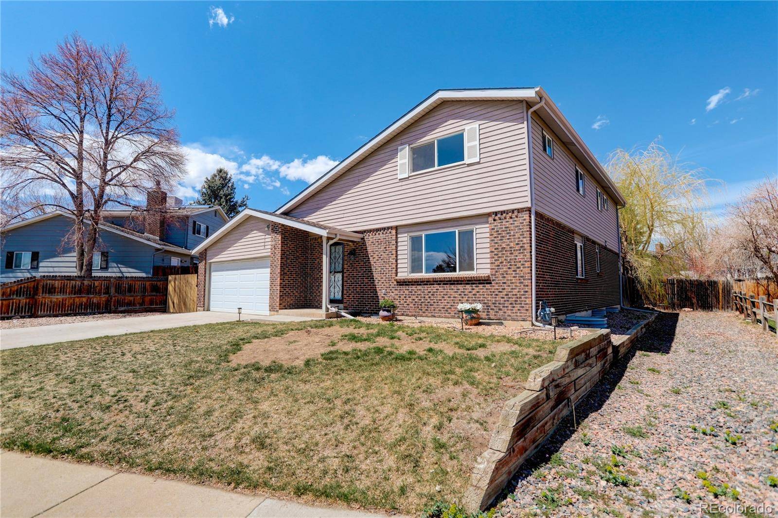 Arvada, CO 80005,7515 Devinney CT