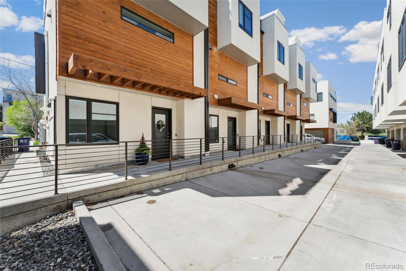 Denver, CO 80204,3414 W 18th AVE