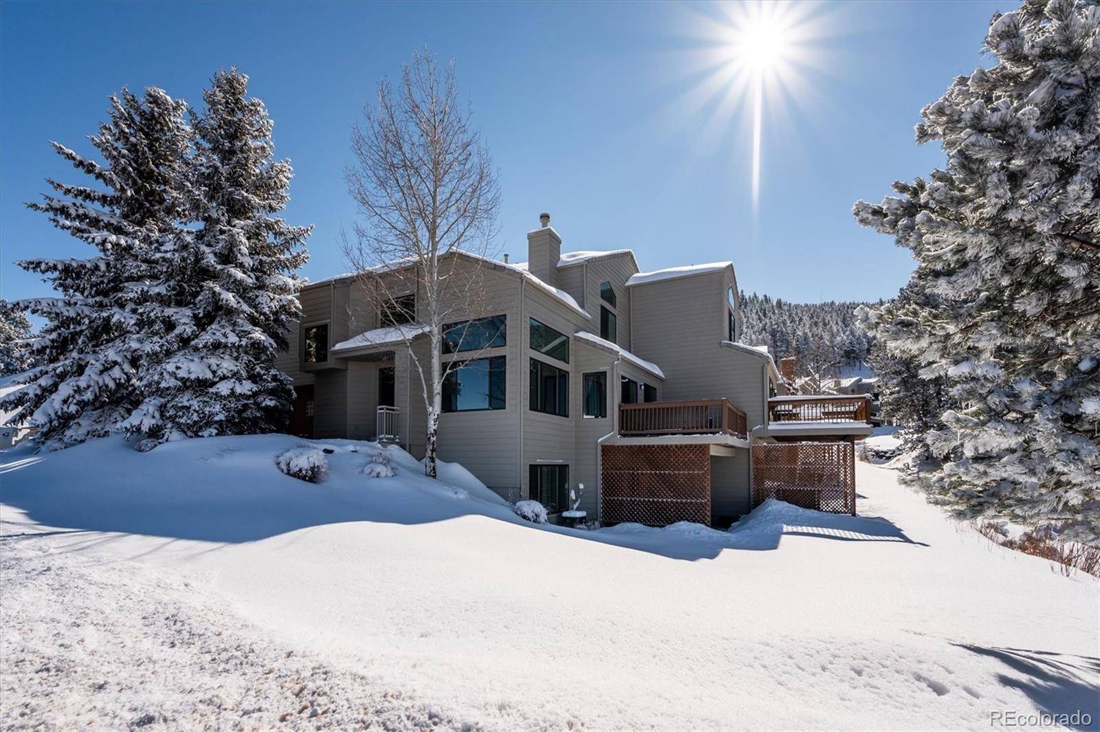 Golden, CO 80401,661 Trailside DR