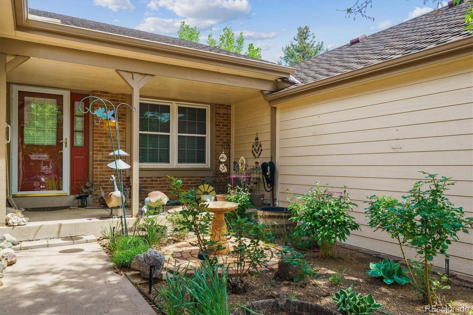 Centennial, CO 80112,6143 E Hinsdale AVE