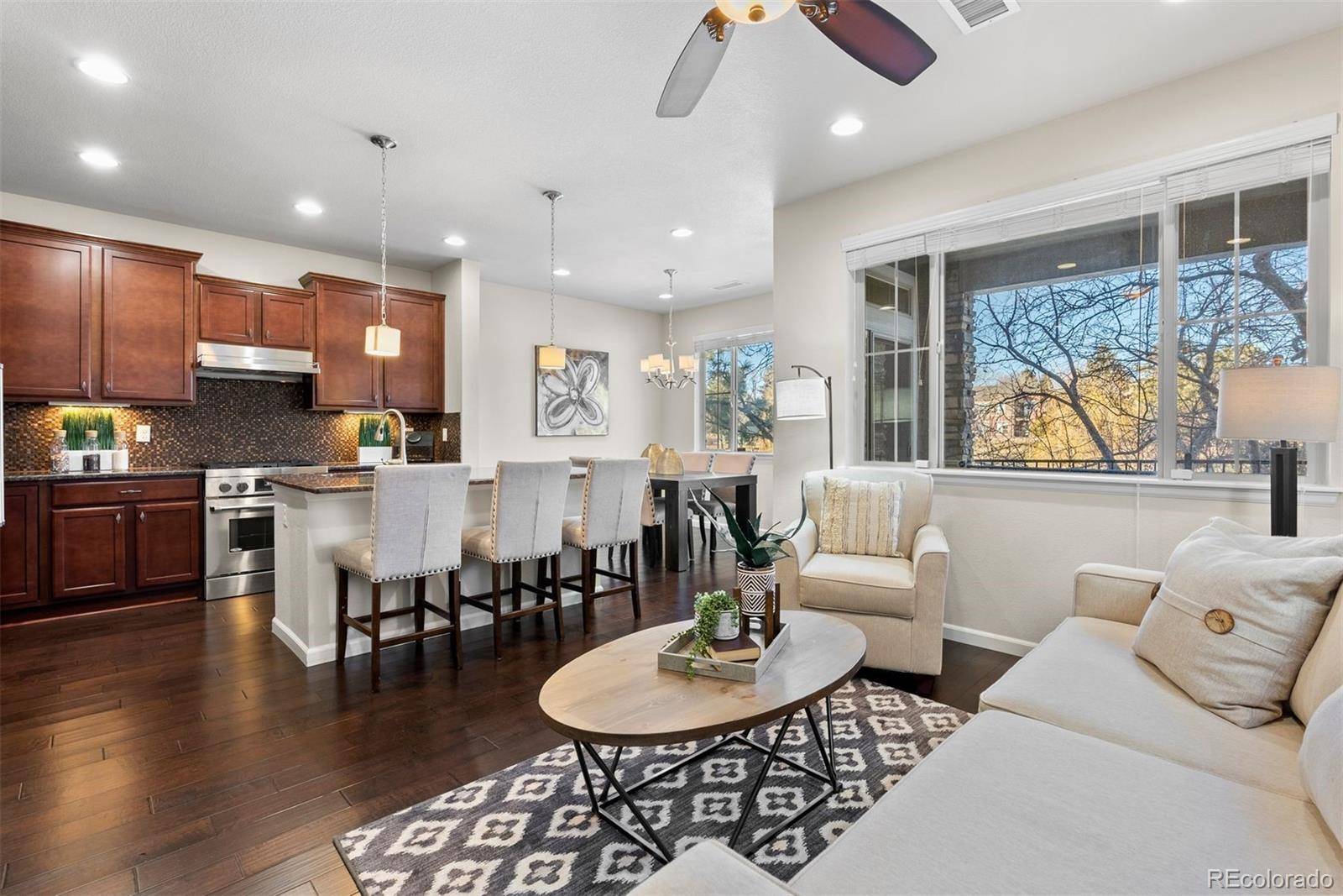 Centennial, CO 80112,8965 E Phillips DR