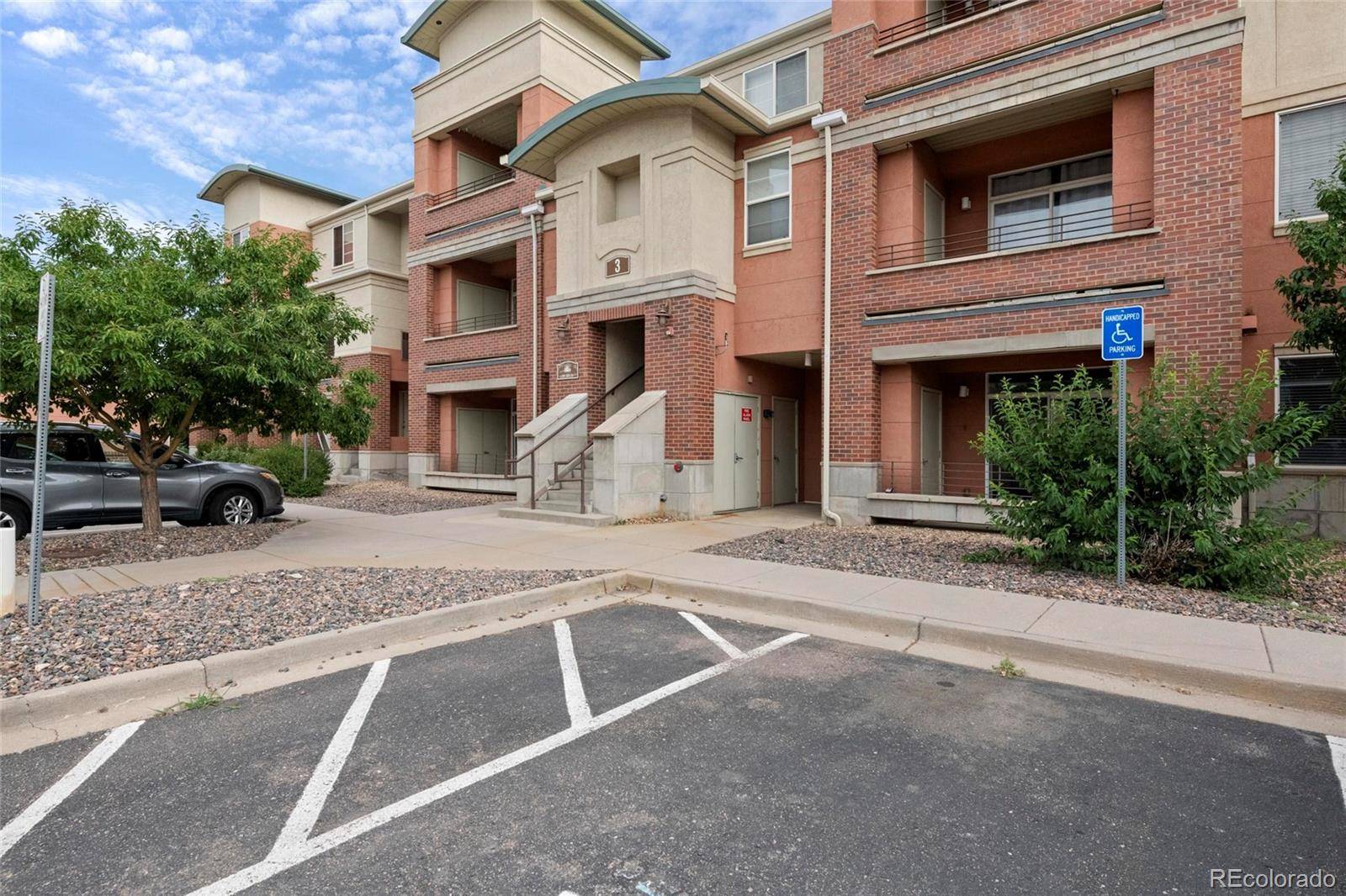 Denver, CO 80216,4100 Albion ST #320