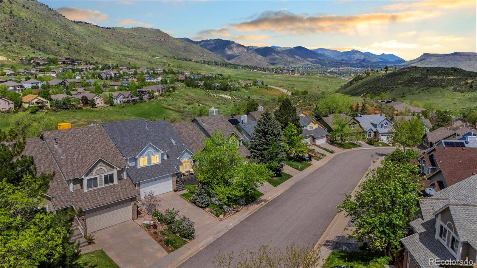 Golden, CO 80401,651 Somerset DR