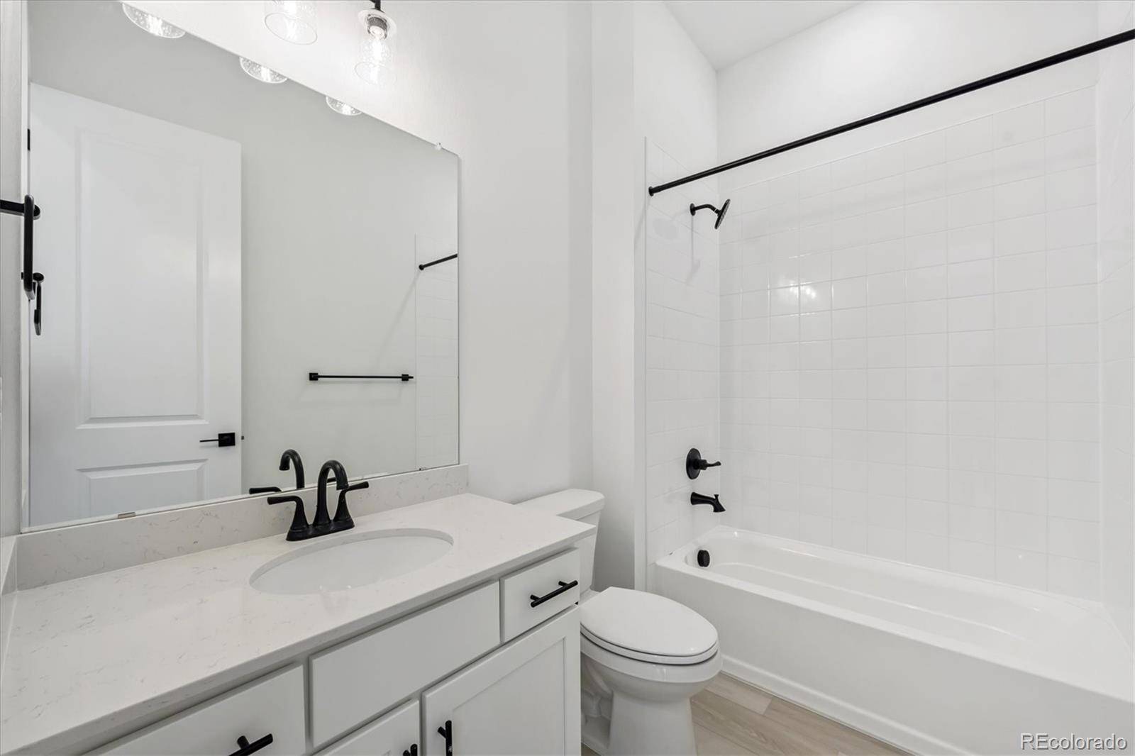 Erie, CO 80516,653 Split Rock DR