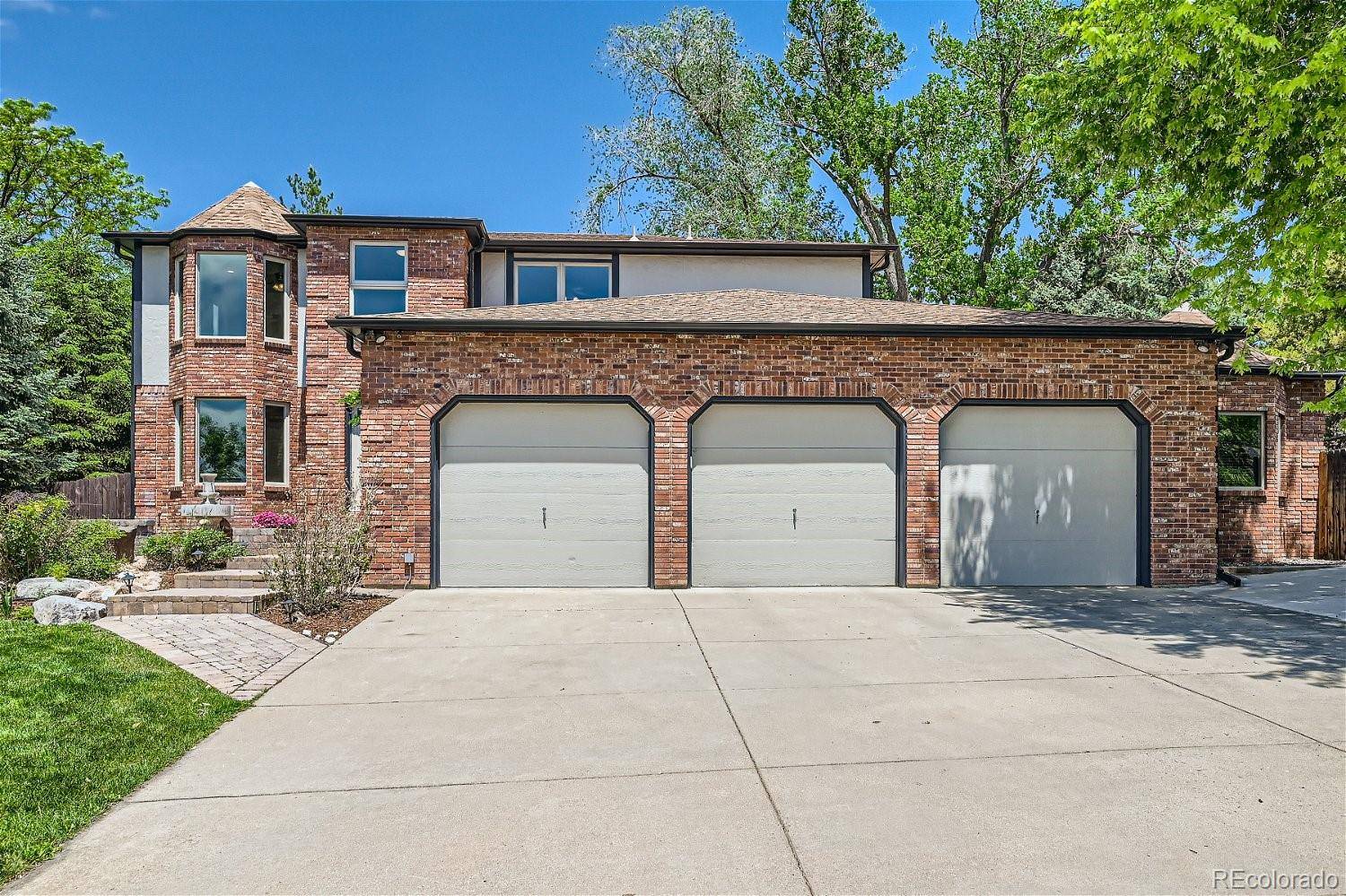 Longmont, CO 80504,1004 E 5 AVE