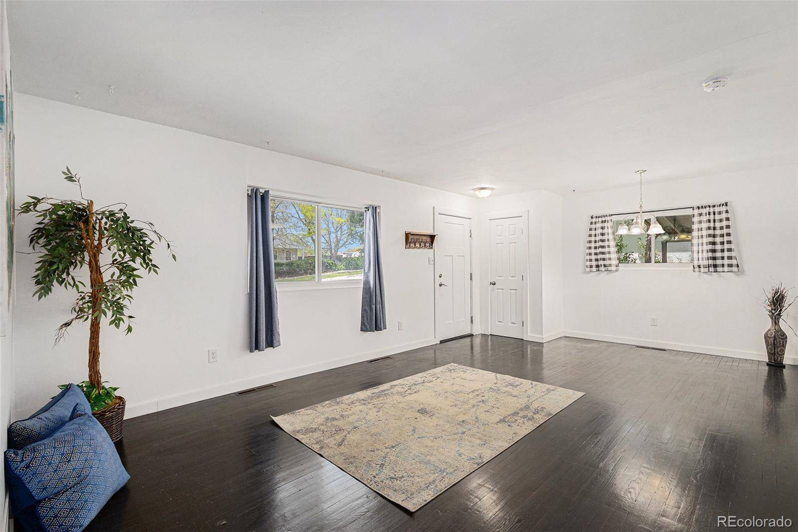 Colorado Springs, CO 80907,3715 Manchester ST