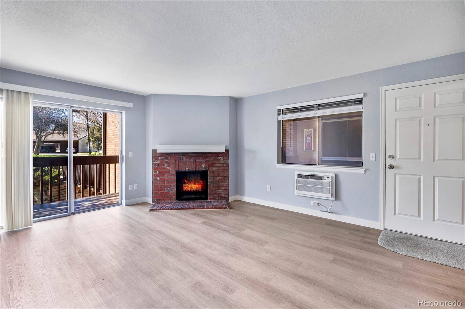 Aurora, CO 80011,14602 E 2nd AVE #204C