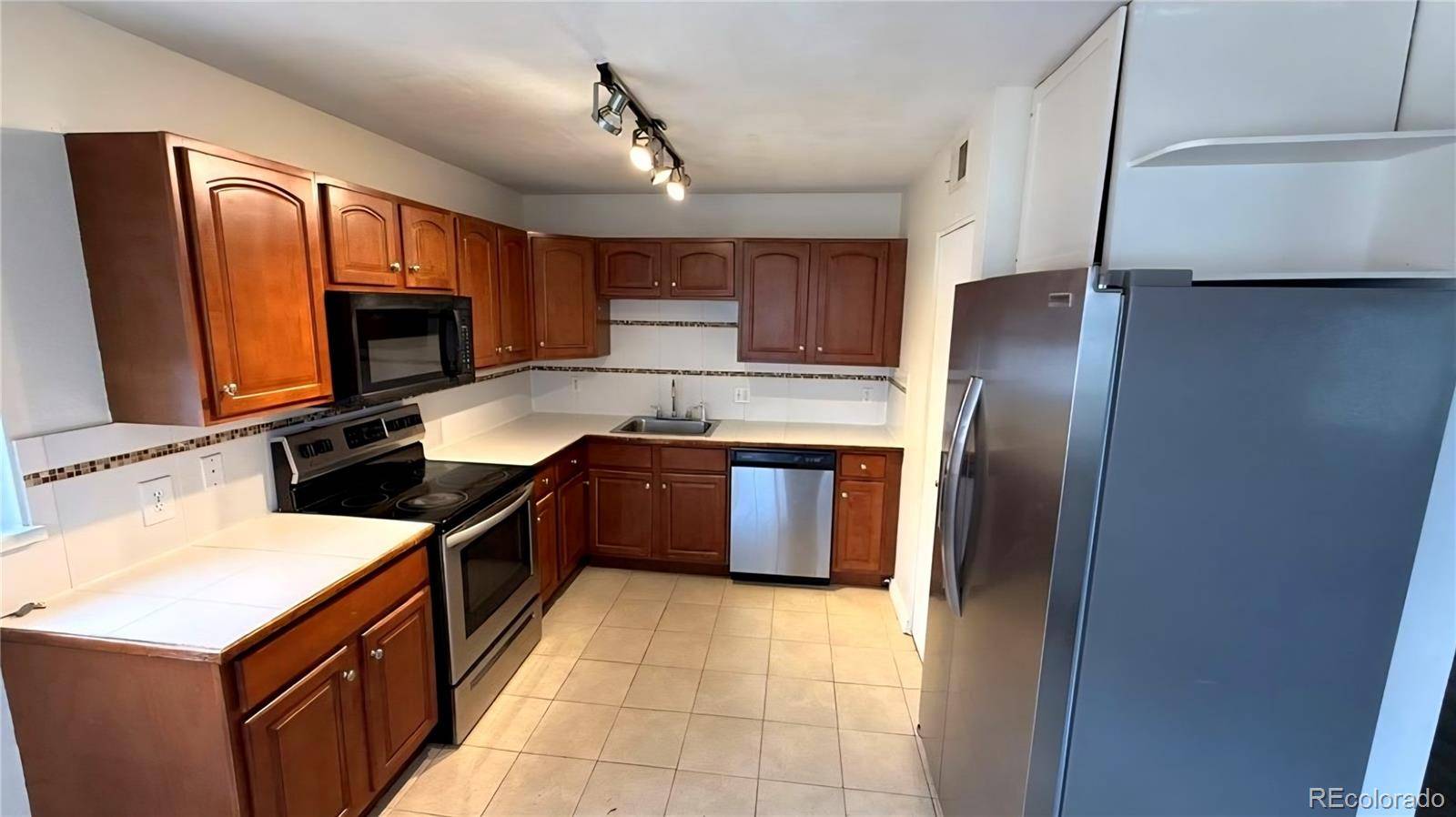 Denver, CO 80224,6800 E Tennessee AVE #311