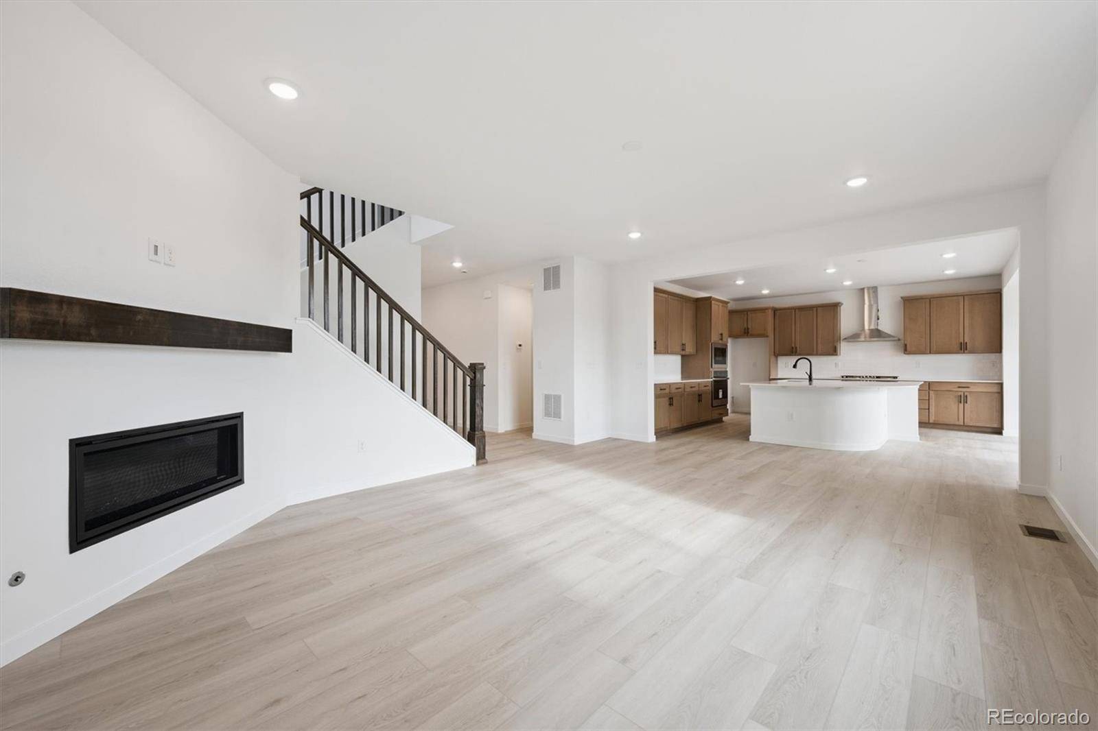 Aurora, CO 80018,25020 E Pacific AVE