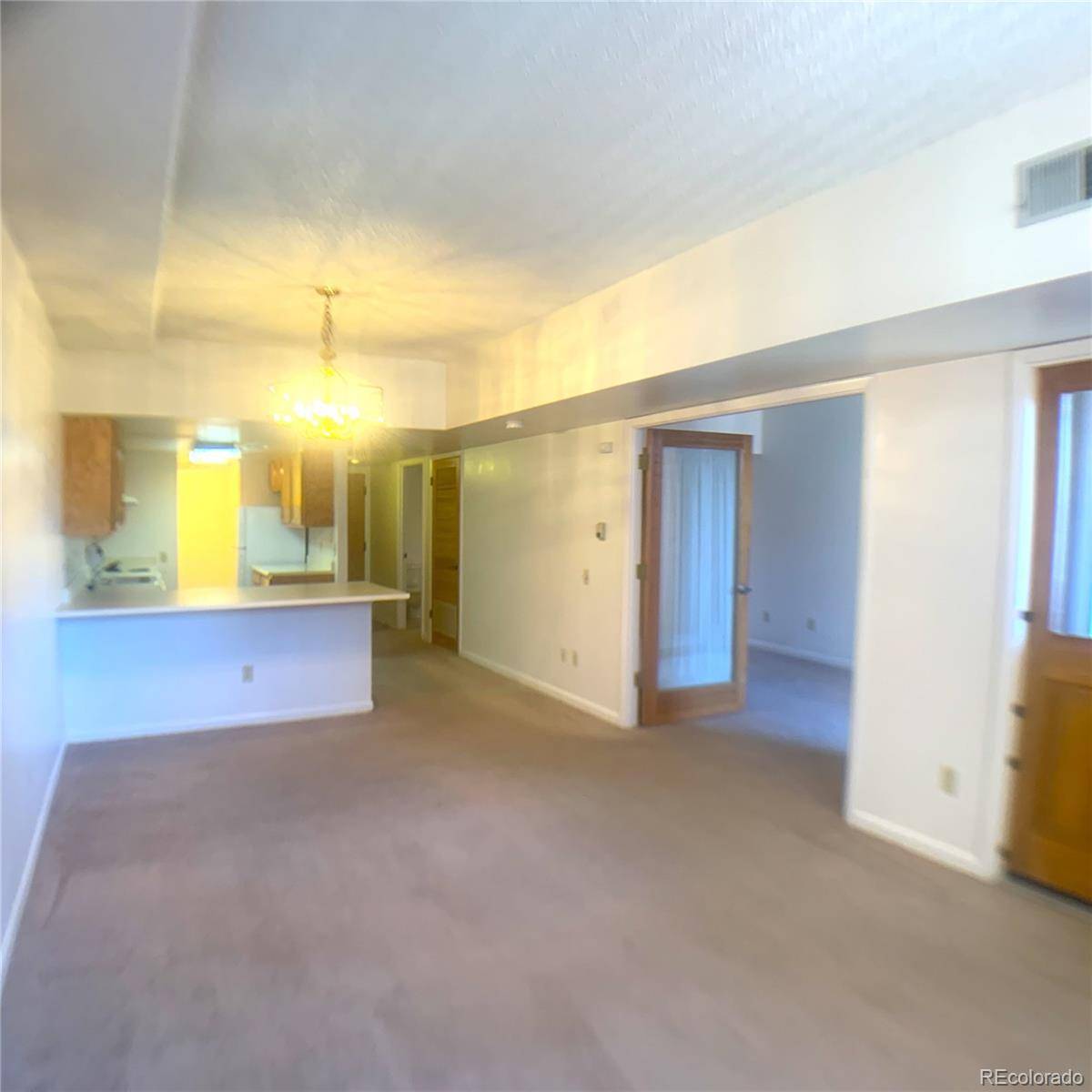 Denver, CO 80220,5955 E 10th AVE #610