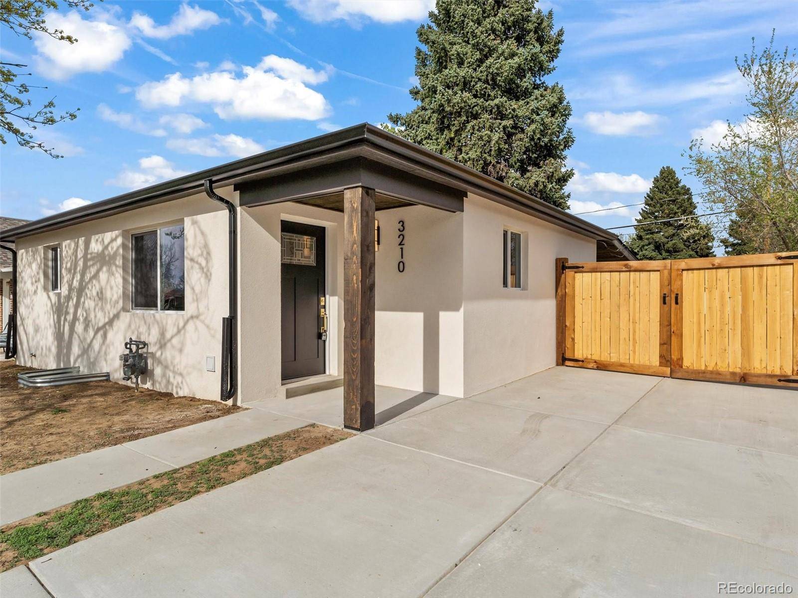 Denver, CO 80207,3210 Newport ST