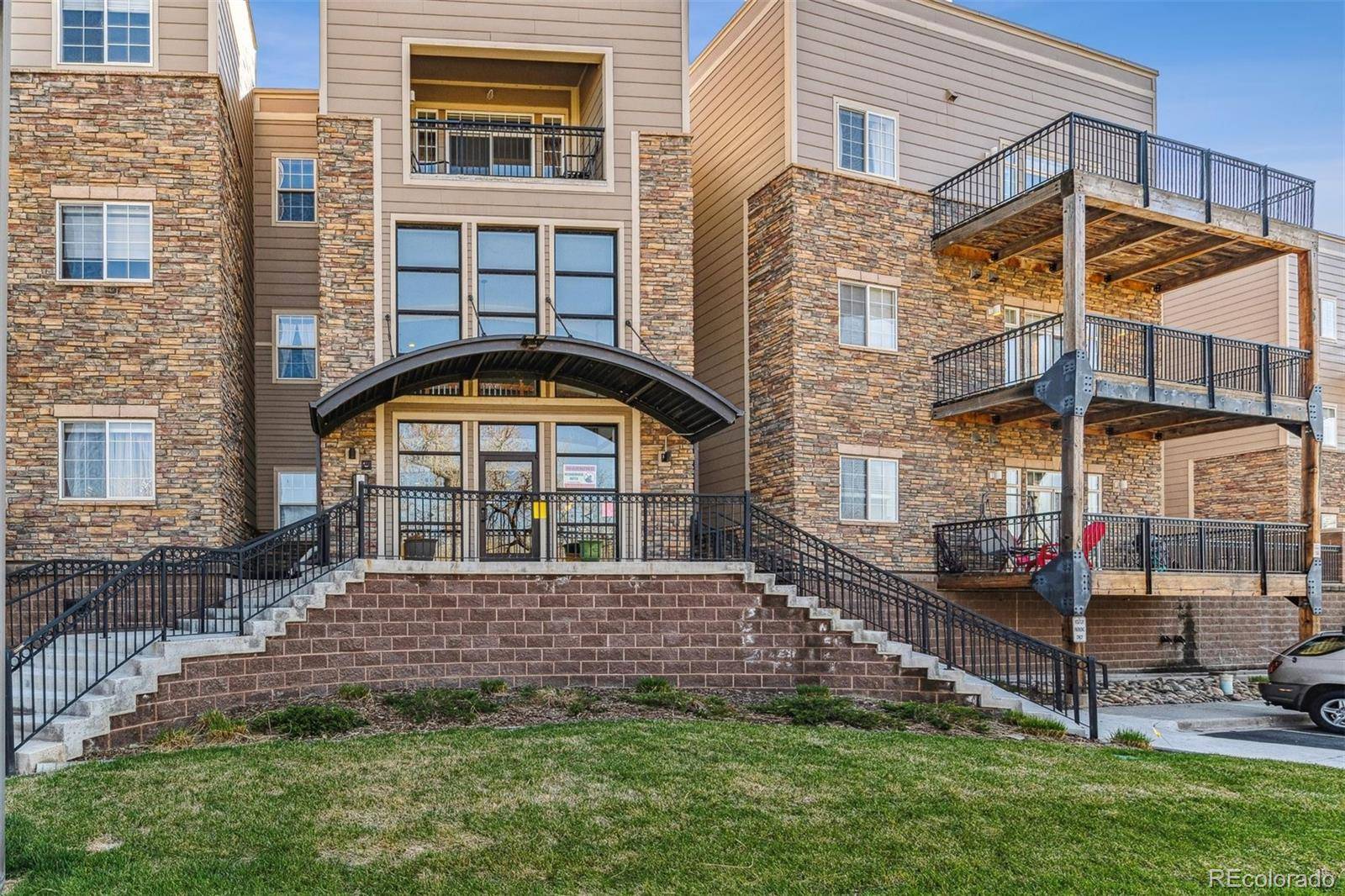 Denver, CO 80227,6000 W Floyd AVE #116