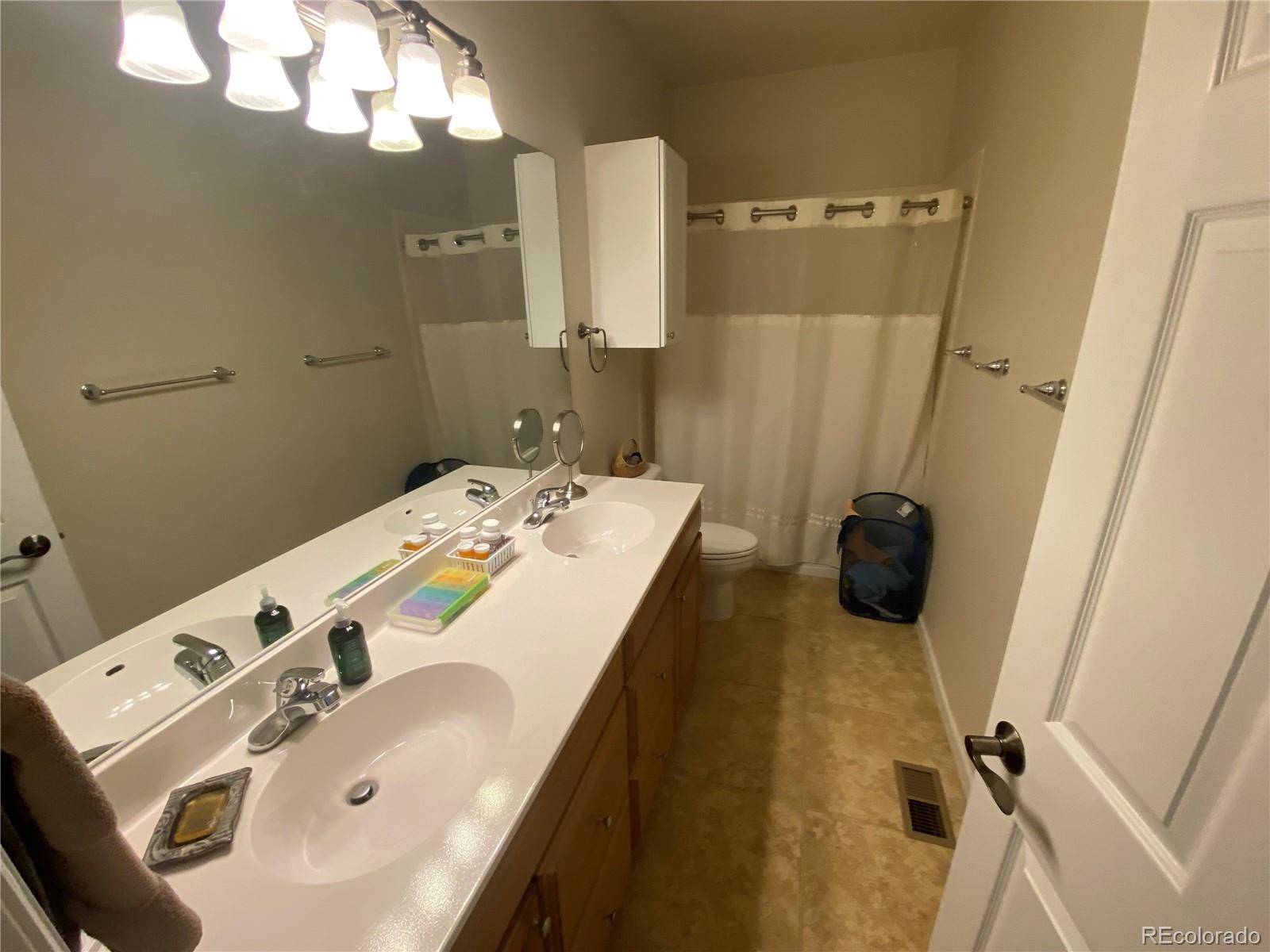 Golden, CO 80401,1009 19th ST