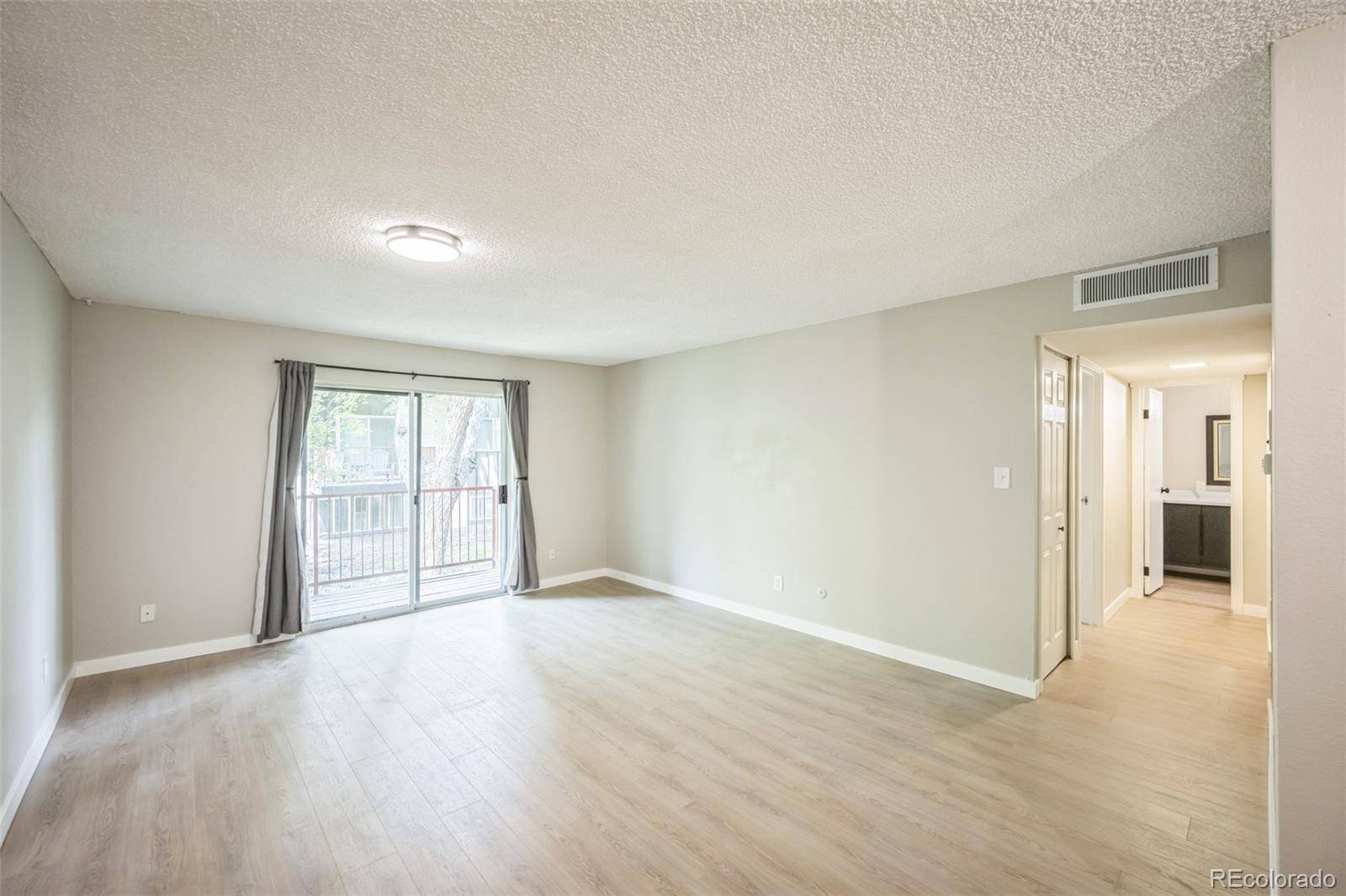 Denver, CO 80237,7755 E Quincy AVE #203A5