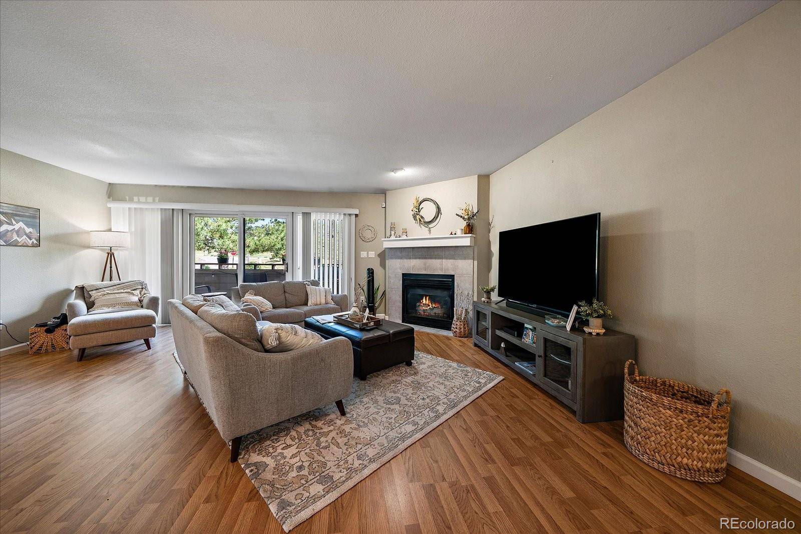 Golden, CO 80401,23712 Pondview PL #A