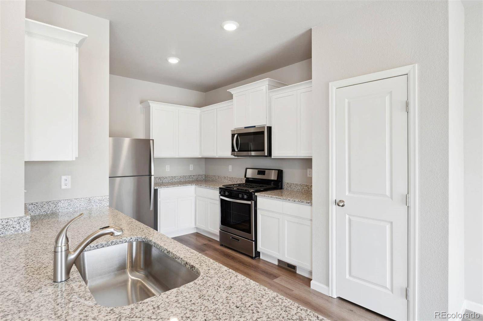 Severance, CO 80550,975 Cascade Falls ST