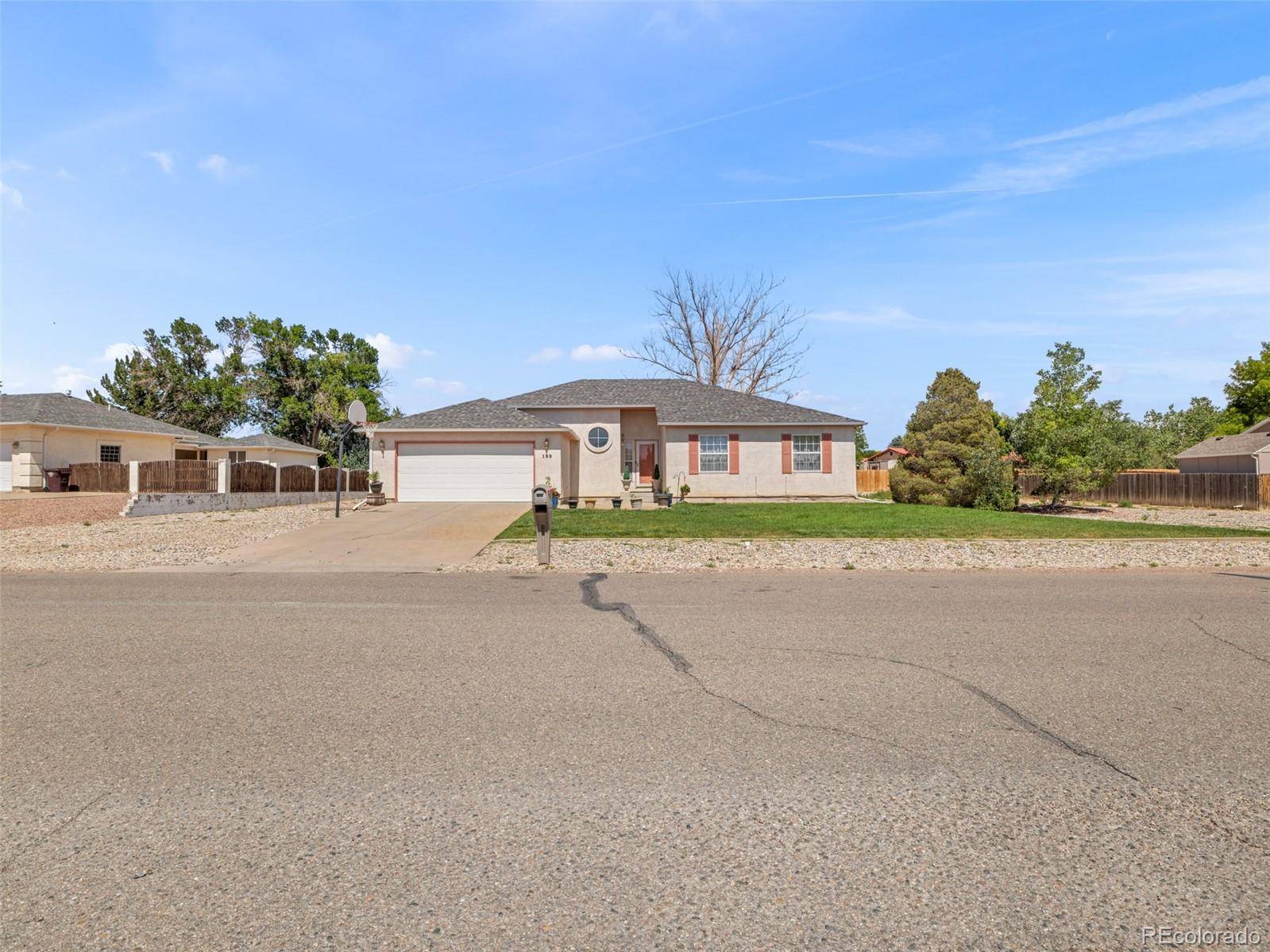 Pueblo, CO 81007,192 S Golfview DR