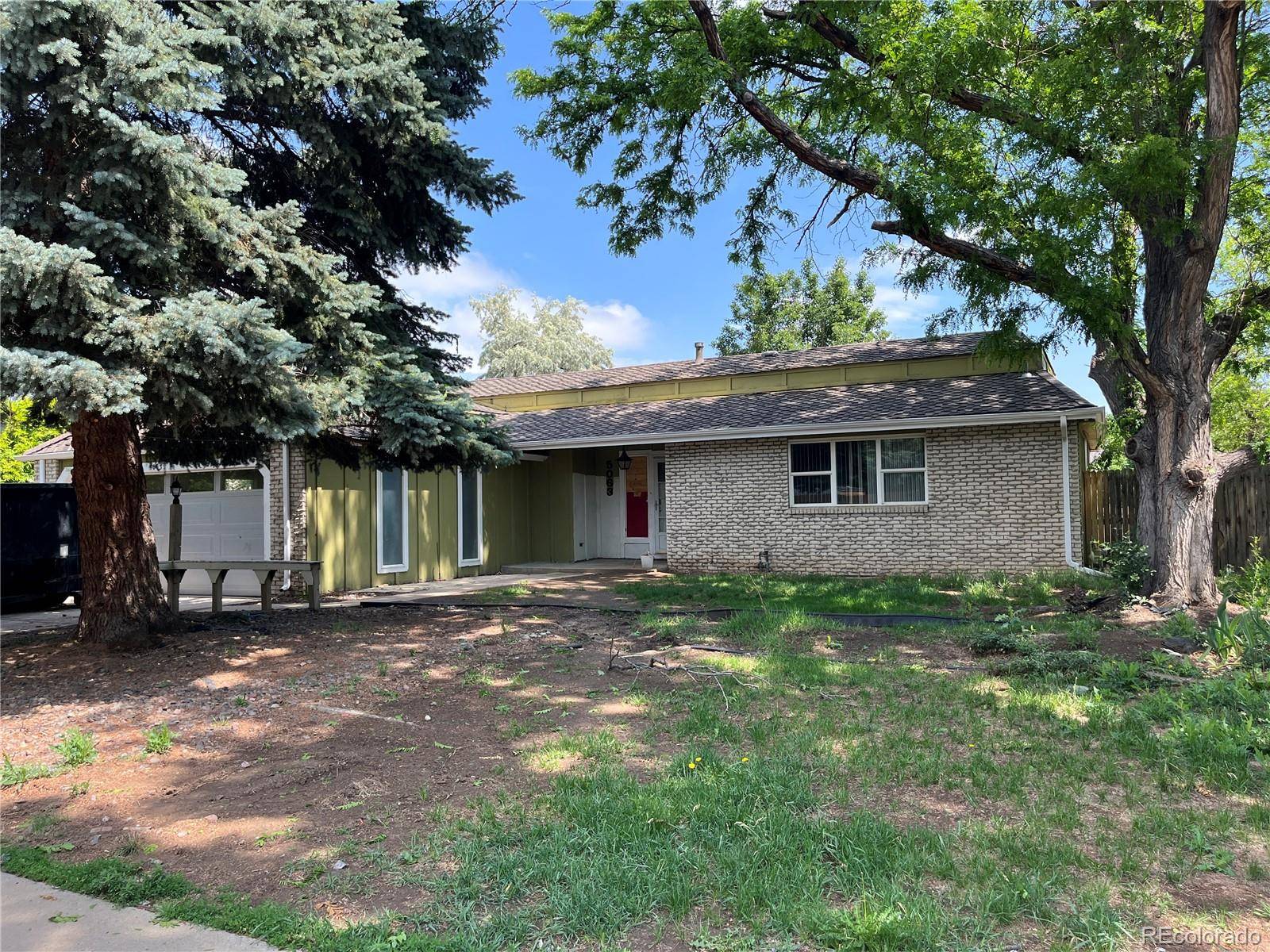 Denver, CO 80236,5063 W Radcliff AVE