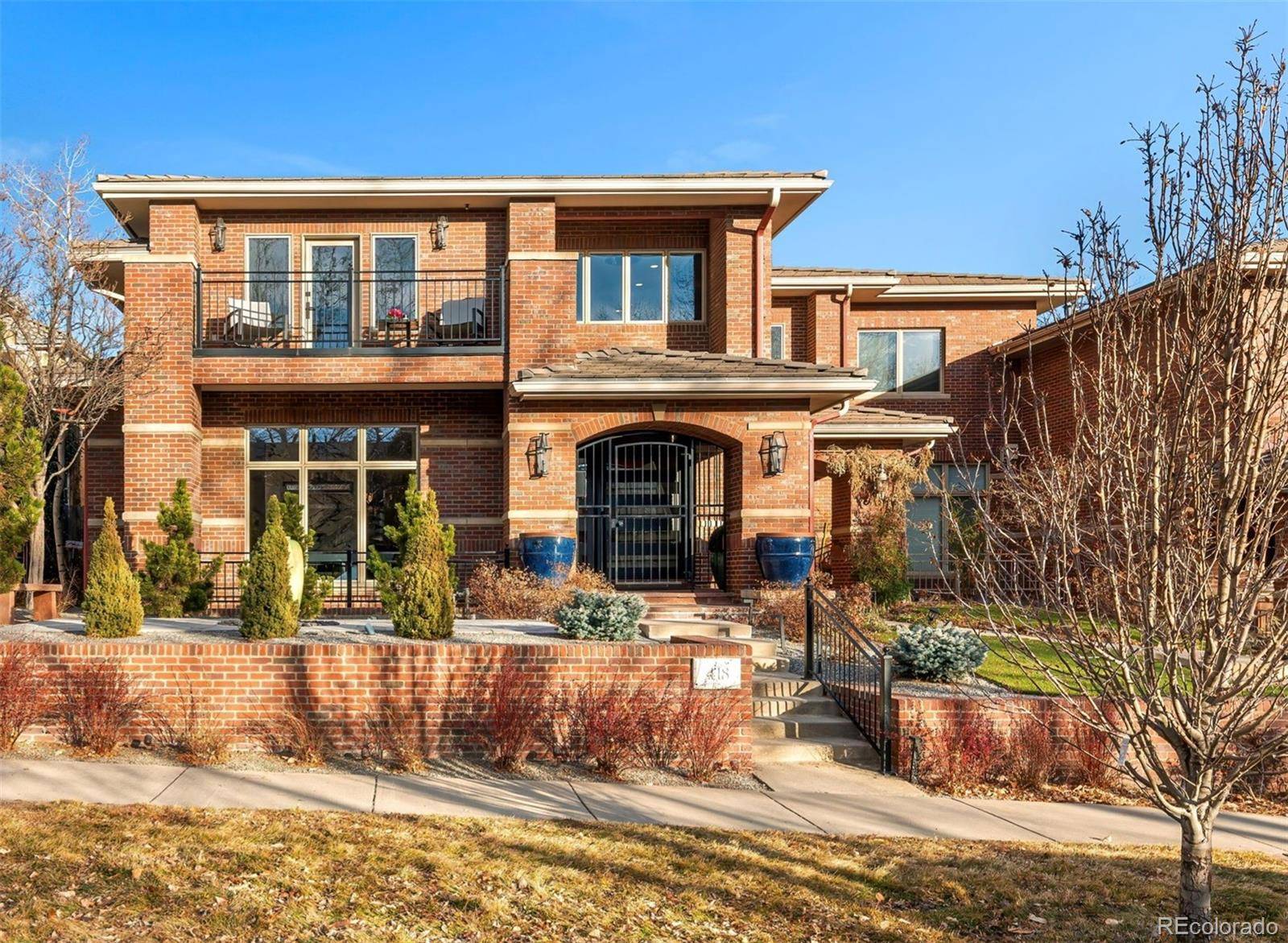 Denver, CO 80206,418 Steele ST