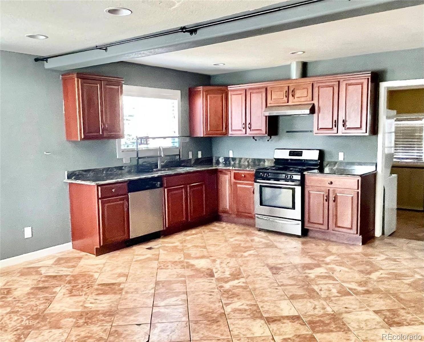 Denver, CO 80236,2561 W Dartmouth AVE