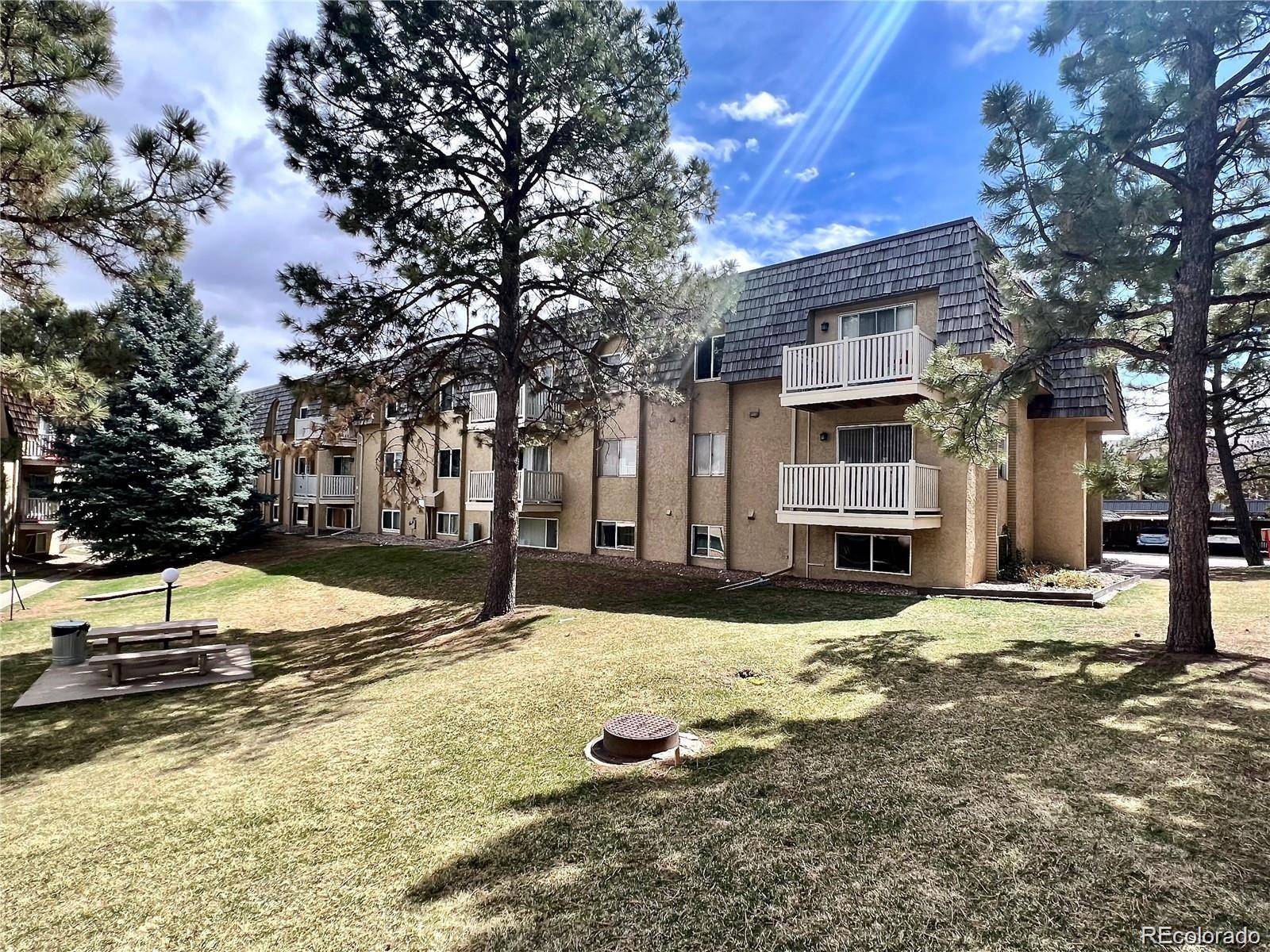 Denver, CO 80237,7615 E Quincy AVE #306