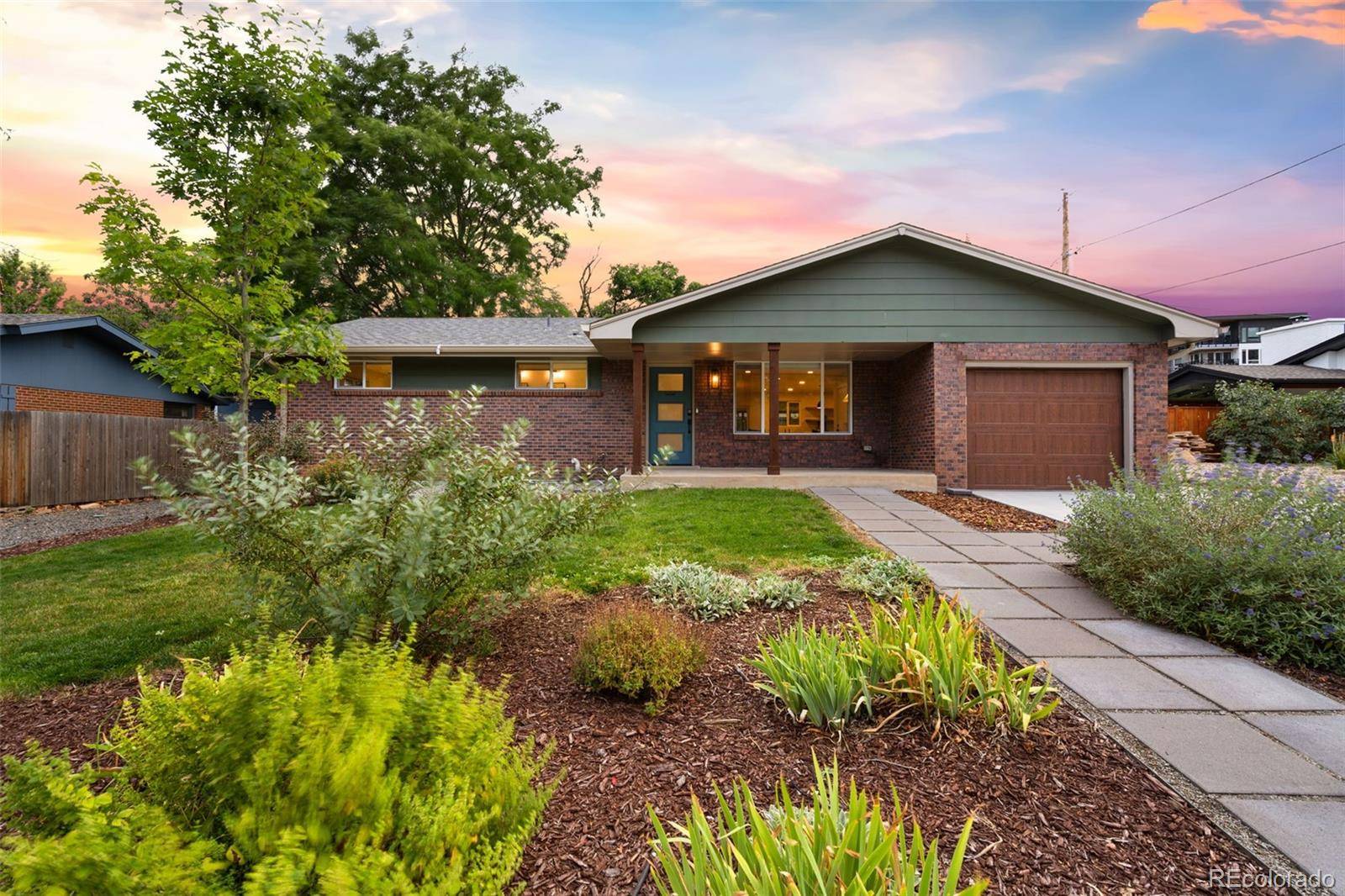 Golden, CO 80403,1050 N Jackson ST