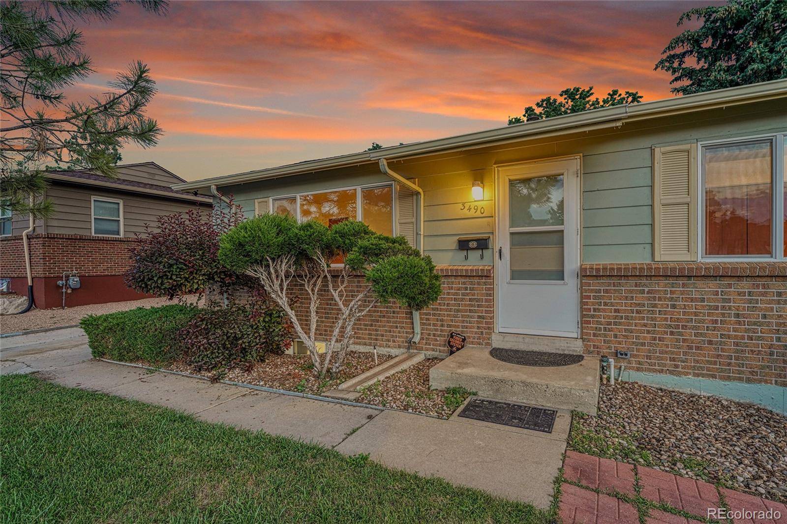 Westminster, CO 80031,3490 Mowry PL